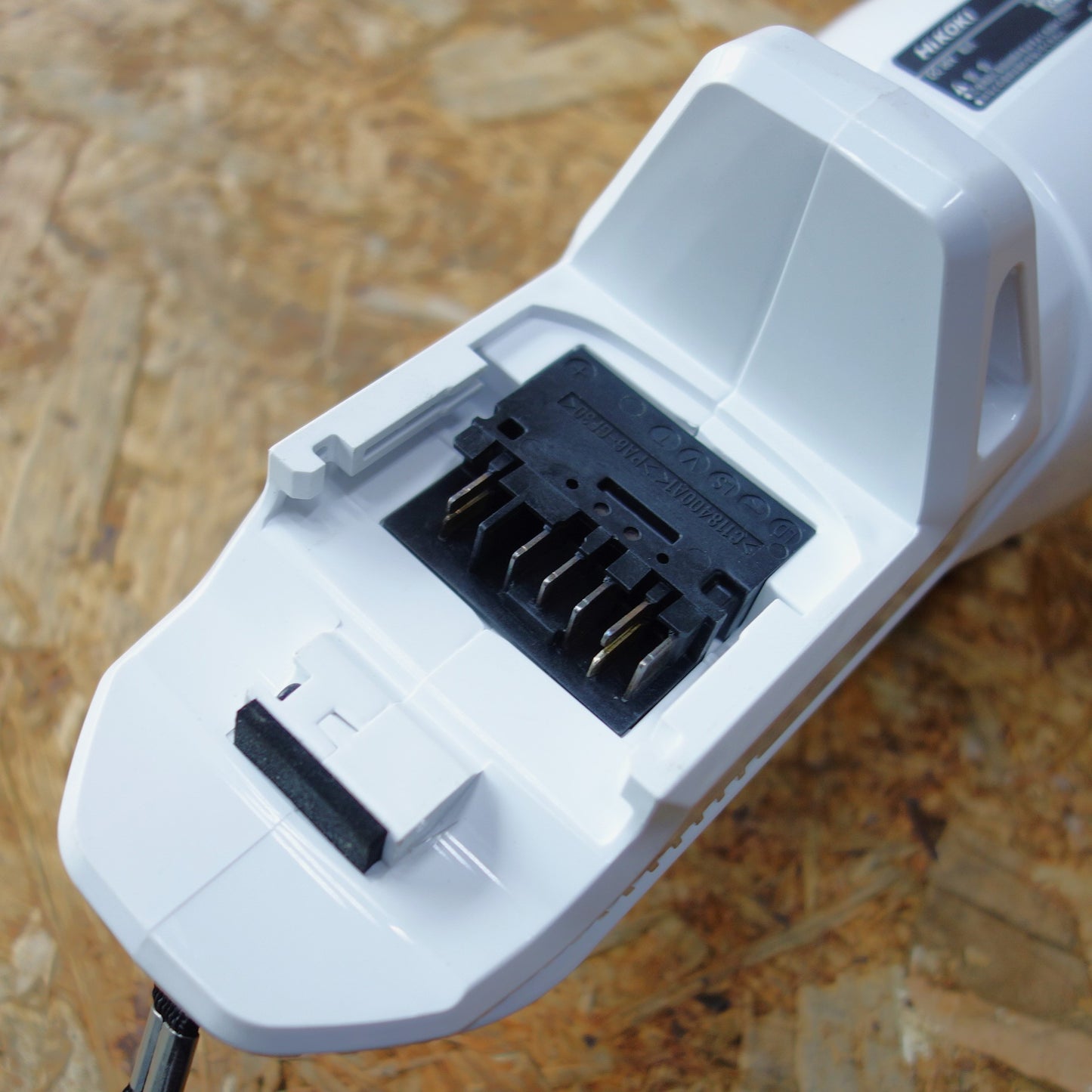 [送料無料] ◆HiKOKI ハイコーキ コードレスクリーナー R36DA 掃除機 乾式 36V 本体のみ◆