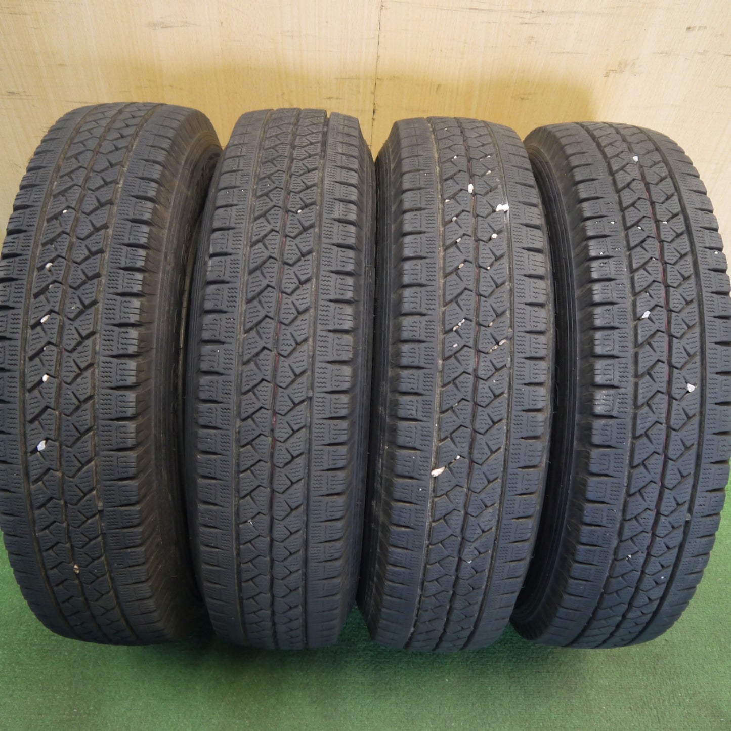 バリ溝！23年！8.5分★スタッドレス 155/80R14 88/86N ブリヂストン ブリザック VL1 JOKER ジョーカー 14インチ PCD100/4H★6052704Hス