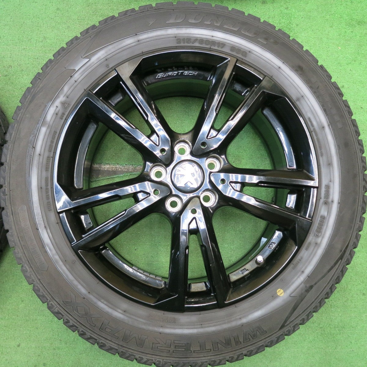 バリ溝！24年！9.5分★プジョー 3008 等 EUROTECH GAYA SOLI 215/60R17 スタッドレス ダンロップ ウインターマックス WM02 ユーロテック ガヤ ソリ PCD108/5H★5081402HAス