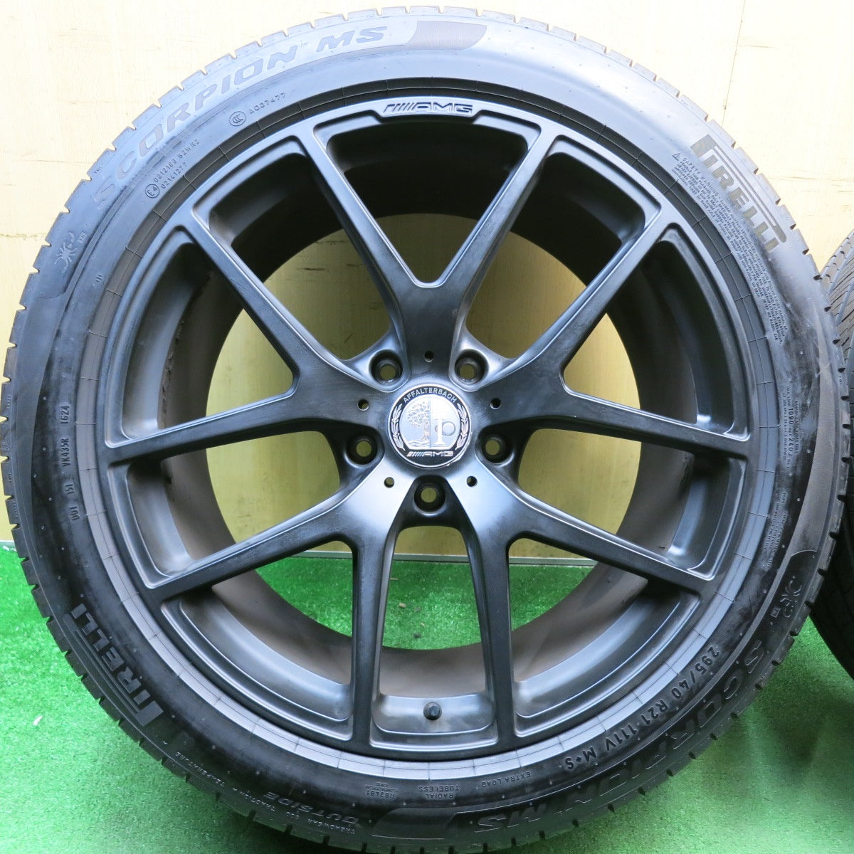 バリ溝！24年！9.5分★ベンツ Gクラス W463 G63 エディション463 純正 AMG 295/40R21 ピレリ スコーピオン MS 21インチ PCD130/5H★6050207HAノ
