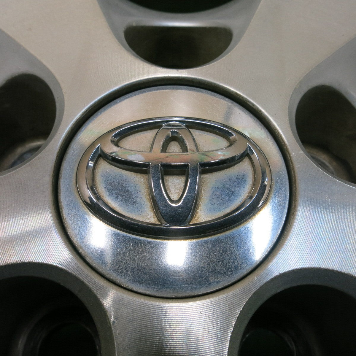 *送料無料* 4本価格★トヨタ 10系 アルファード 純正 225/55R17 ブリヂストン LUFT RV2 17インチ PCD114.3/5H★4033004イノ