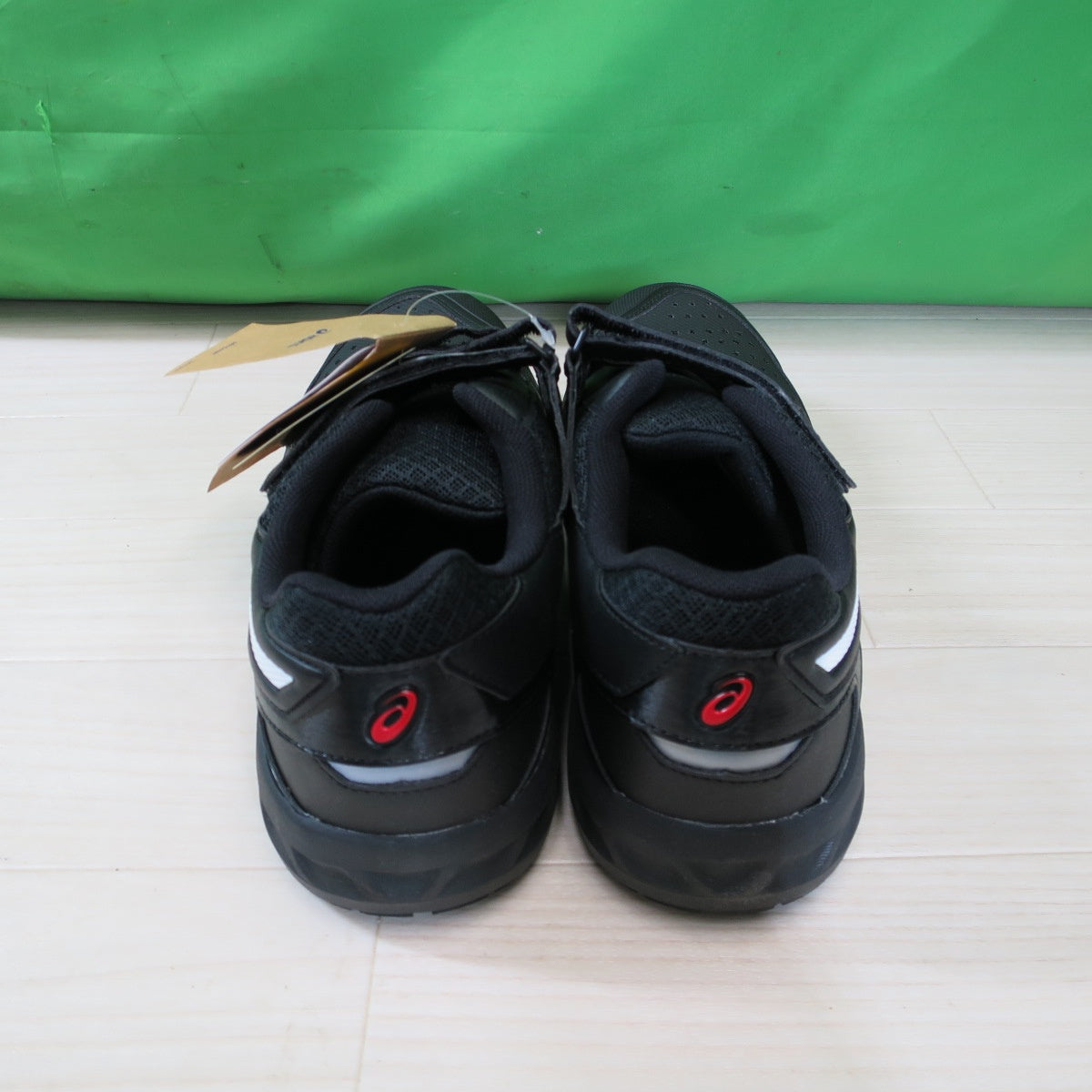 [送料無料] 未使用☆アシックス 安全靴 プロ スニーカー ウィンジョブ 28.0cm ブラック/ホワイト WINJOB CP112 ASICS☆