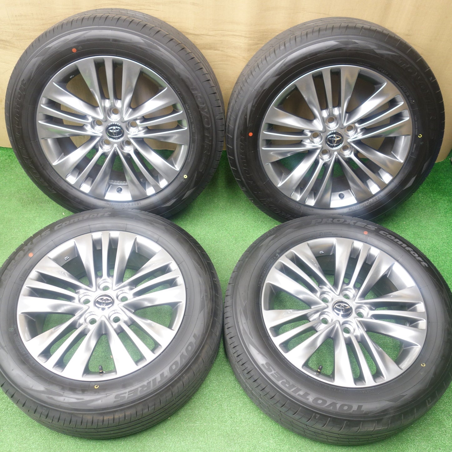 新車外し！25年★トヨタ 40系 アルファード ヴェルファイア 純正 225/60R18 トーヨー プロクセス Comfort コンフォート 18インチ PCD120/5H★6013003KTノ