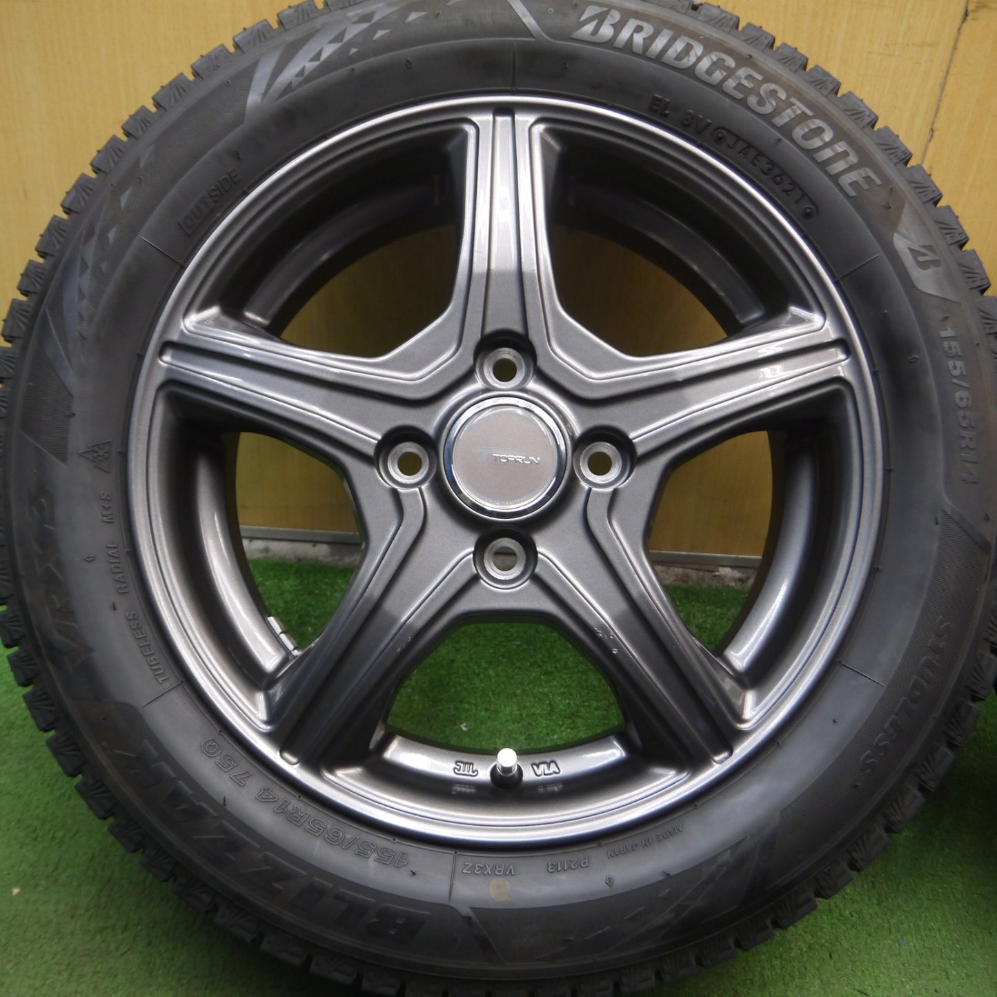 *送料無料* 4本価格！21年★スタッドレス 155/65R14 ブリヂストン ブリザック VRX3 TOPRUN トップラン 14インチ PCD100/4H★4060511Hス