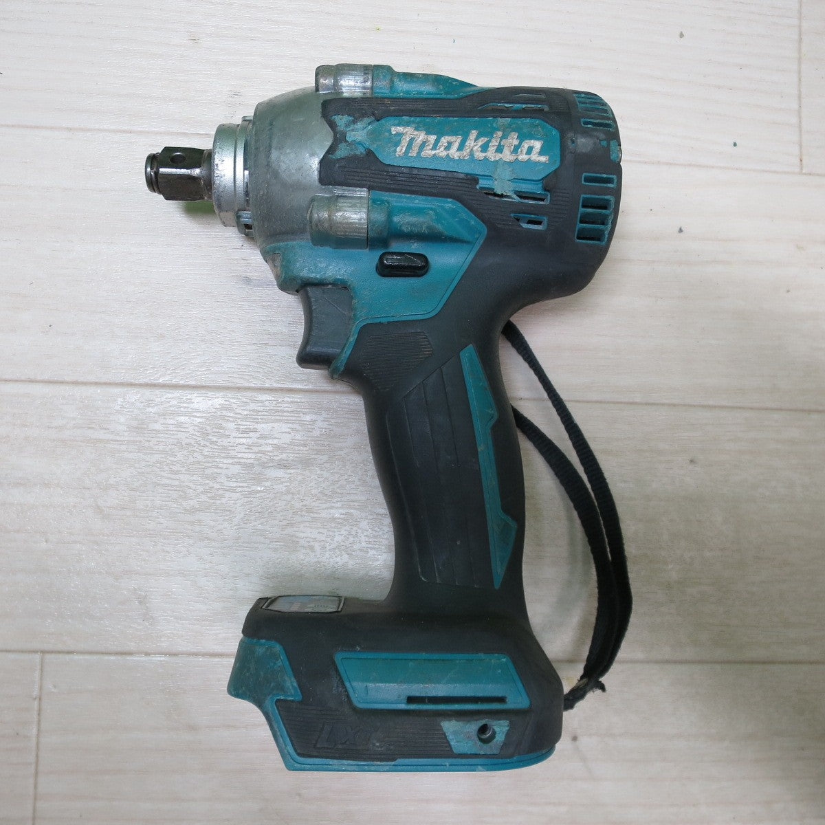 [送料無料] ☆マキタ 充電式 インパクト レンチ TW300D 電動 工具 18V コードレス Makita ②☆