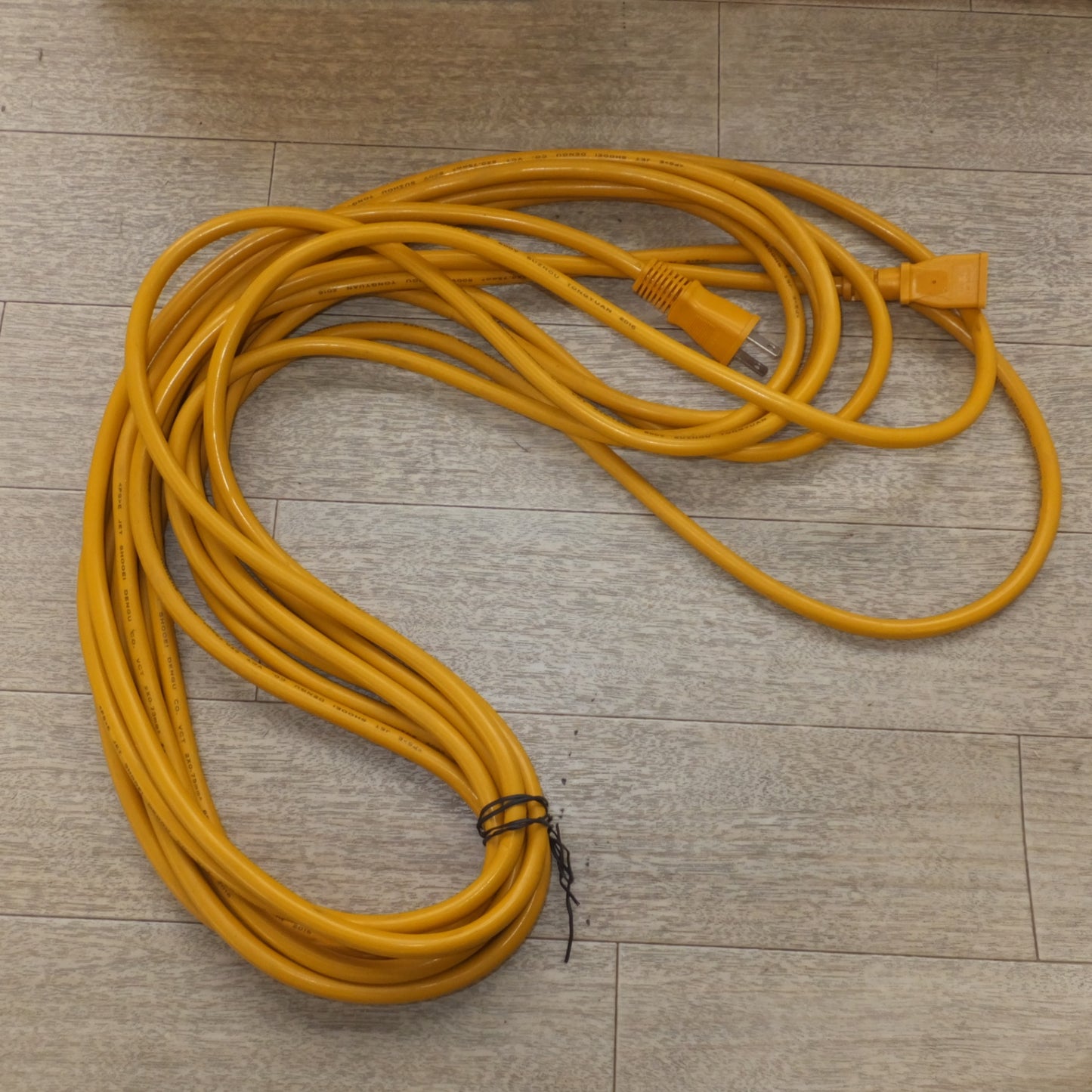 [送料無料] ★リョービ RYOBI 芝刈機 LM-2310 電子芝刈機　100V 6.3A 460W 50/60Hz★