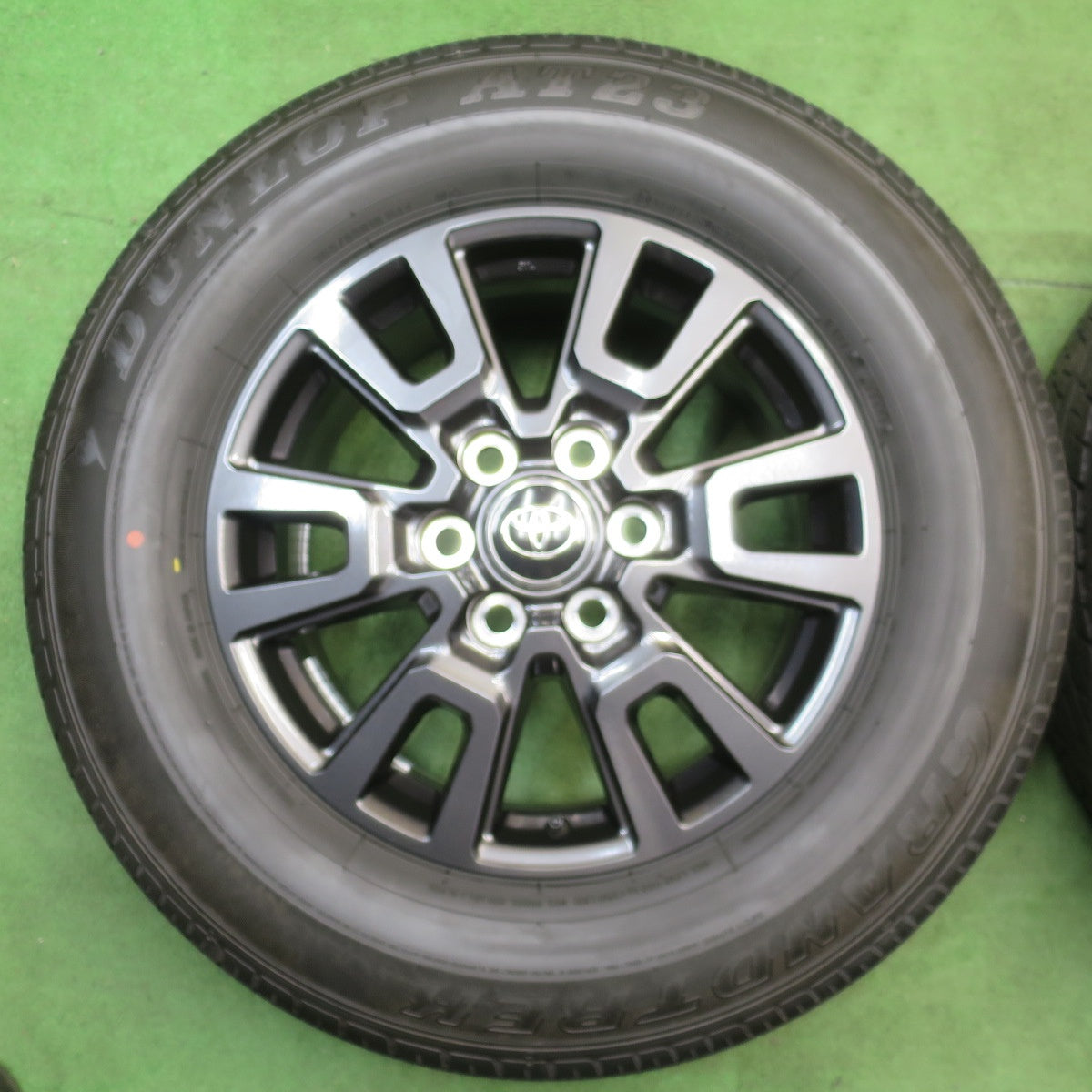 新車外し！24年★トヨタ ランクル 250 VX 純正 265/65R18 ダンロップ AT23 グラントレック 18インチ PCD139.7/6H★6051307NJノ