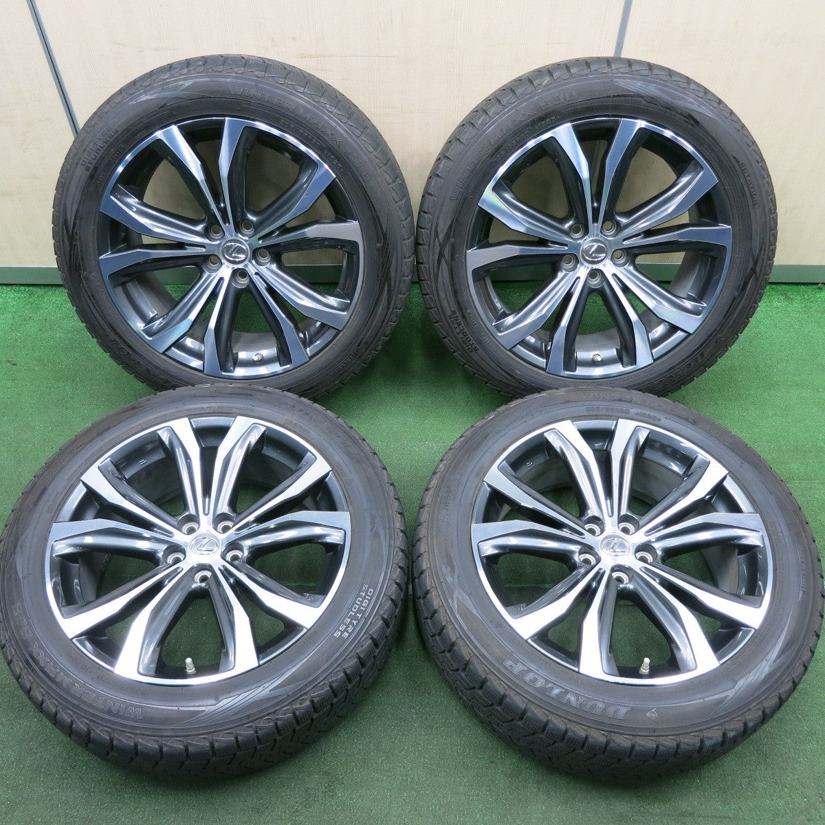 *送料無料* センサー付！バリ溝！9分★レクサス RX450h バージョンL 純正 235/55R20 スタッドレス ダンロップ ウインターマックス SJ8 PCD114.3/5H★4050507HAス