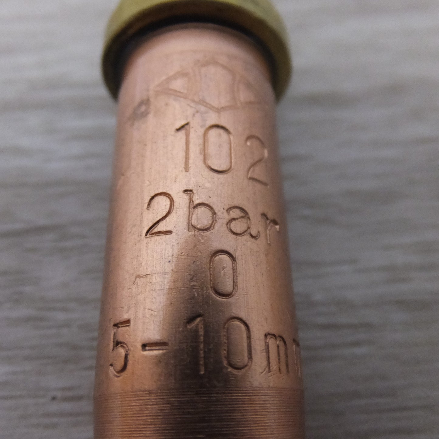 [送料無料] 未使用★小池酸素工業 火口102 2bar 0 5-10mm　102 2.5bar 1 10-15mm　セット★