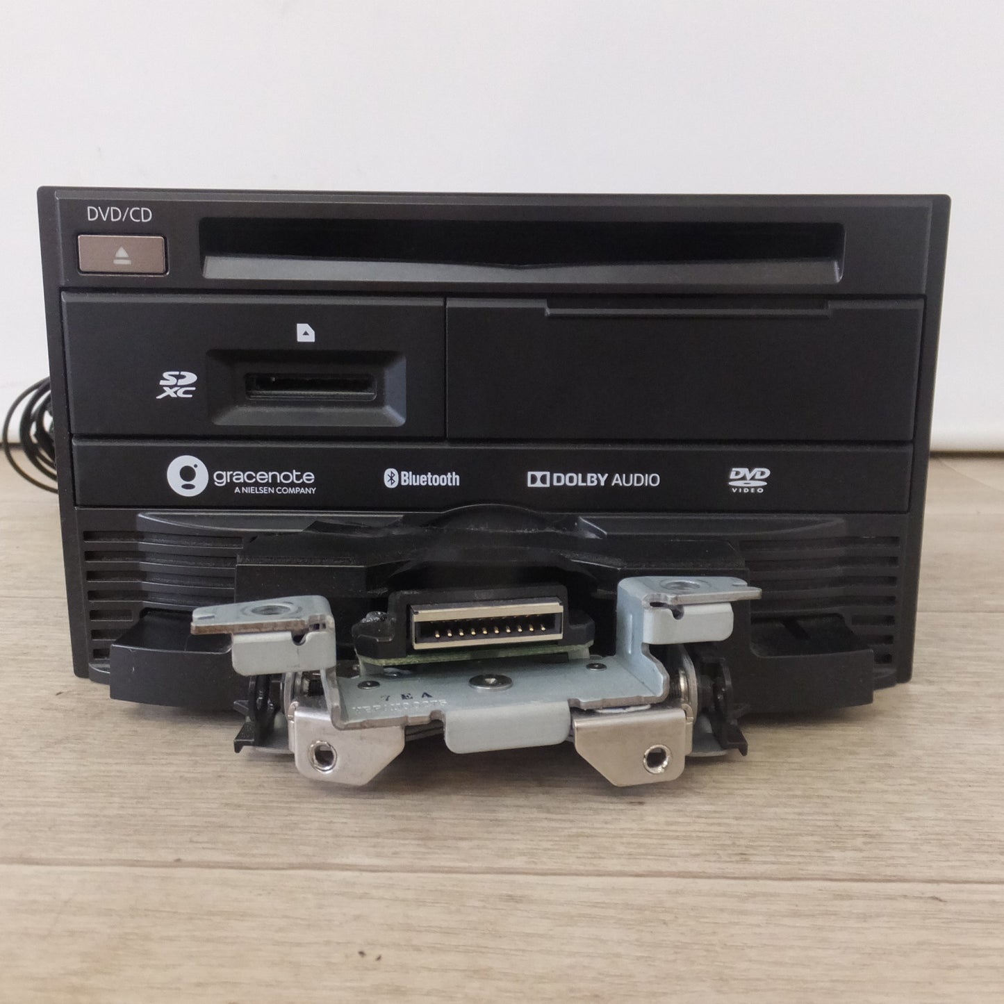 [送料無料] ★パナソニック Panasonic SDカーナビステーション Strada CN-F1D9VD[11]★