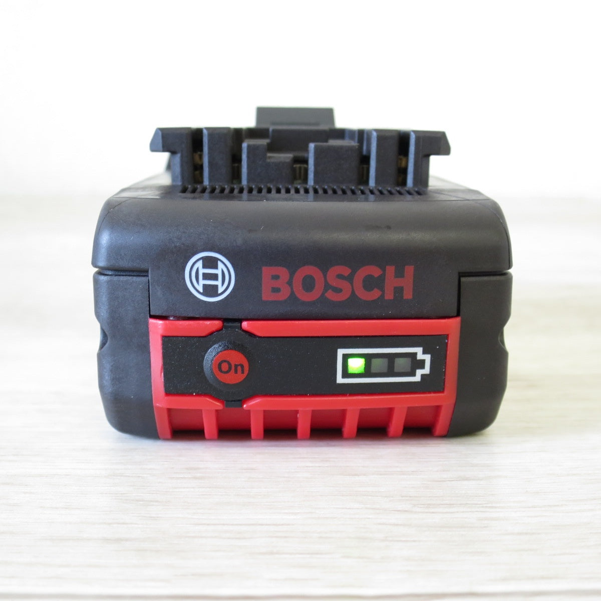 [送料無料] 未使用◇BOSCH ボッシュ リチウム イオン バッテリー GBA18V 5.0Ah M-C 2 607 337 081 90Wh DC 18V Li-ion 電動 工具◇