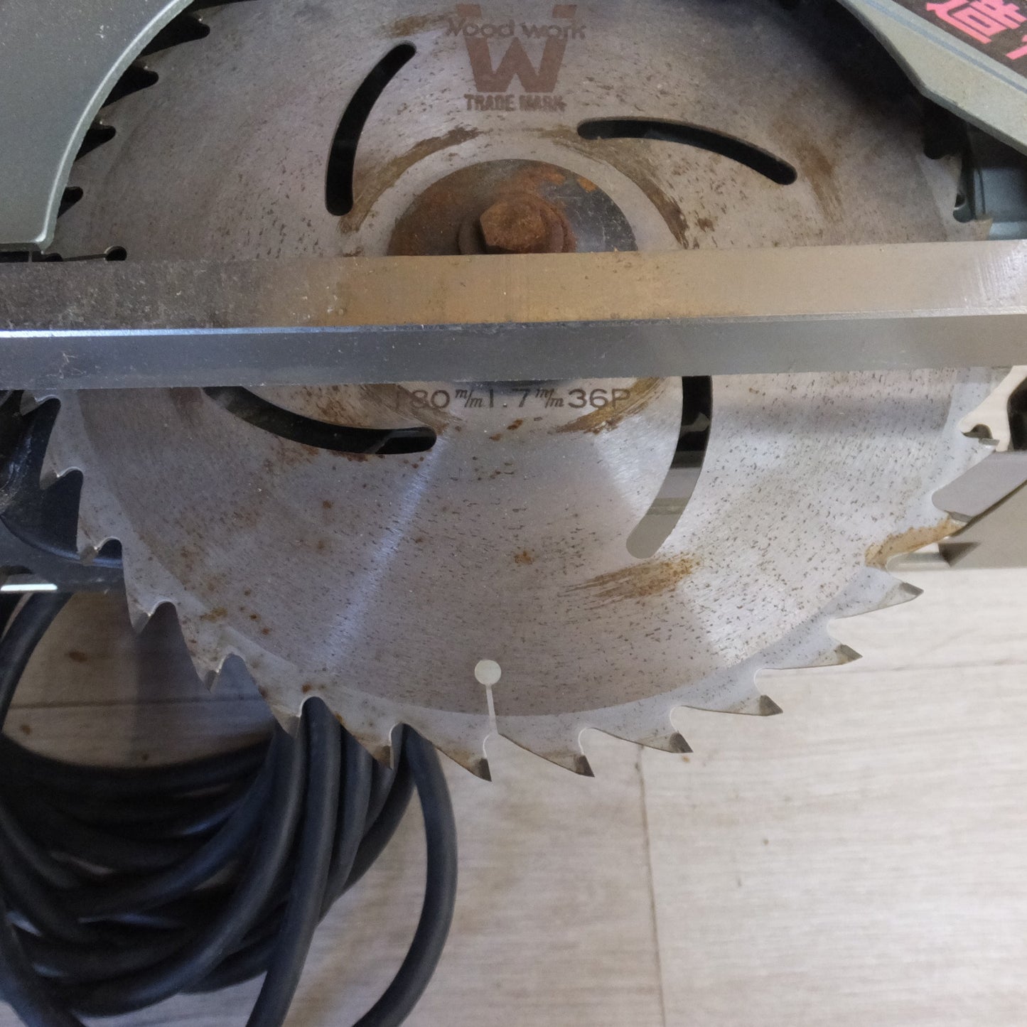 [送料無料] ★日立 HITACHI 190mm 造作丸のこ C7BE2　180-190mm　100V 50/60Hz 1050W 11A 4700rpm　木工用 超硬丸のこ★