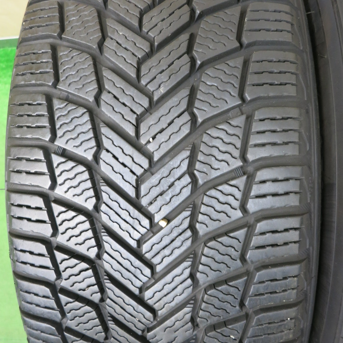 [送料無料] バリ溝！23年！9.5分★スタッドレス 235/65R18 ミシュラン X-ICE SNOW SUV ravrion RS01 ラブリオン 18インチ PCD114.3/5H★5020405NJス