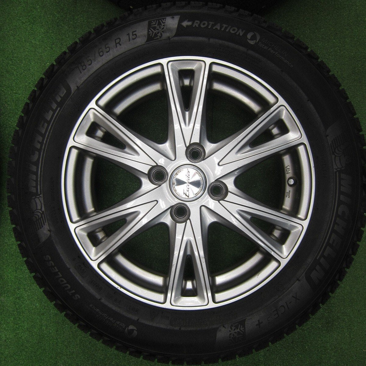 バリ溝！9.5分★スタッドレス 185/65R15 ミシュラン X-ICE3+ Exceeder エクシーダー 15インチ PCD100/4H★4121403TNス