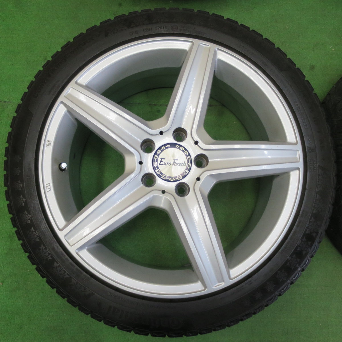[送料無料] キレイ★ベンツ 等 EuroForsch 225/45R18 スタッドレス コンチネンタル コンチバイキング コンタクト6 ユーロフォルシュ PCD112/5H★4102207イス
