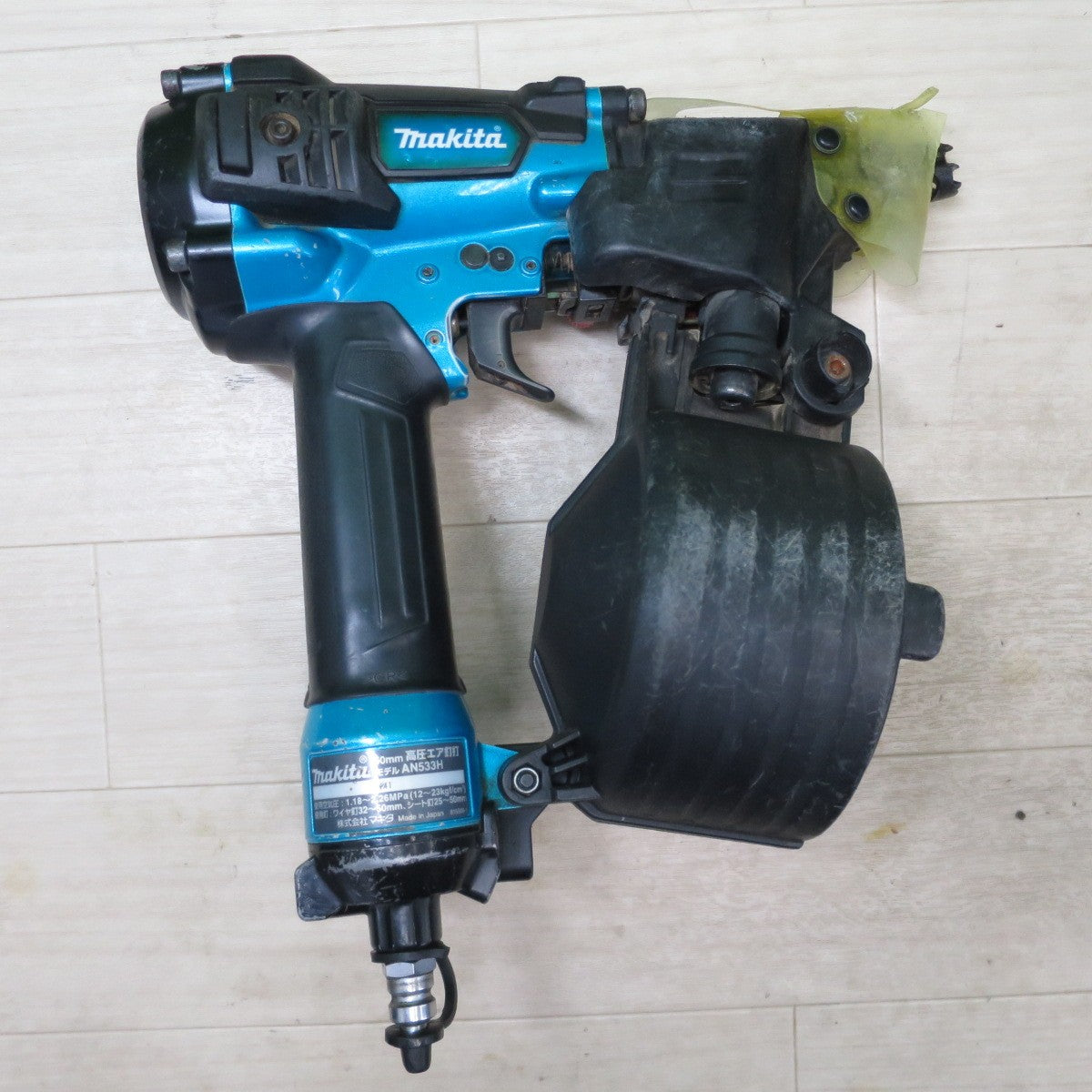 [送料無料] ☆マキタ 50mm 高圧 エア 釘打 AN533HM エアー ツール 工具 釘 打ち 機 青 ブルー makita☆