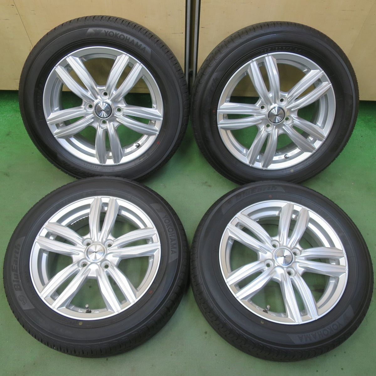 バリ溝！24年！キレイ！8.5分◎185/60R15 ヨコハマ ブルーアース AE01F JOKER ジョーカー 15インチ PCD100/4H◎6090703IMノ