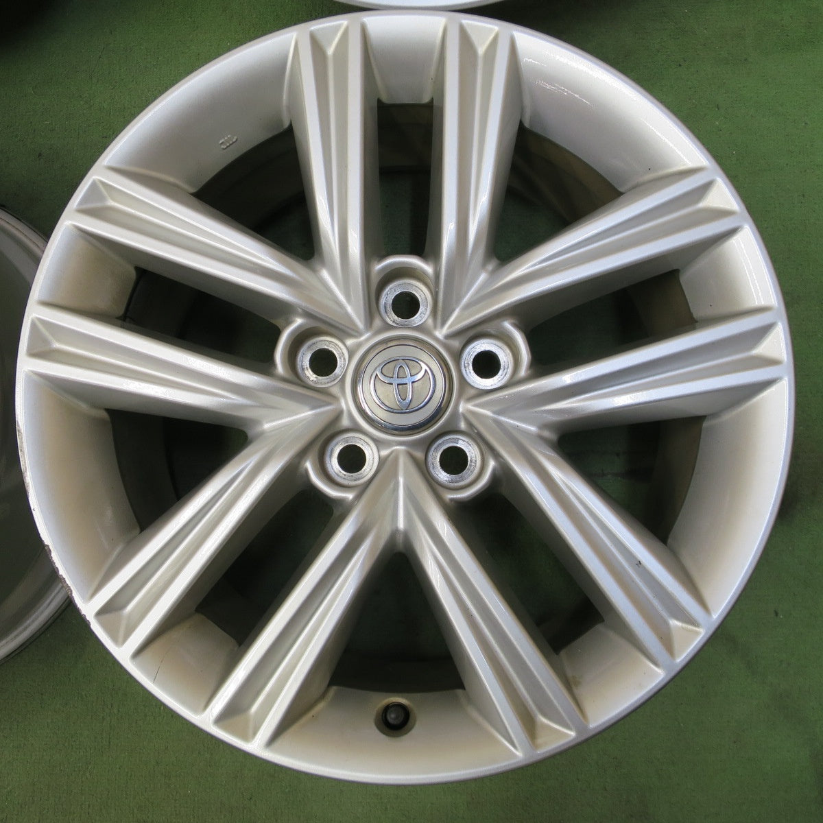 キレイ★トヨタ 210系 クラウン アスリート 純正 ホイール 17インチ 17×7.5J PCD114.3/5H★6072102NGホ