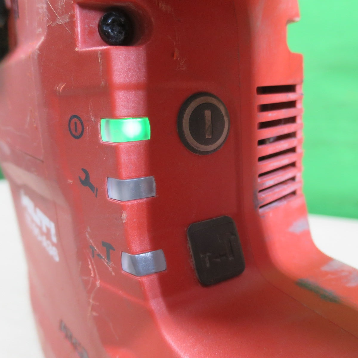 [送料無料] バッテリー2個付☆HILTI ヒルティ 充電式 ハンマドリル TE 60-A36 電動 工具 コードレス ハンマードリル☆