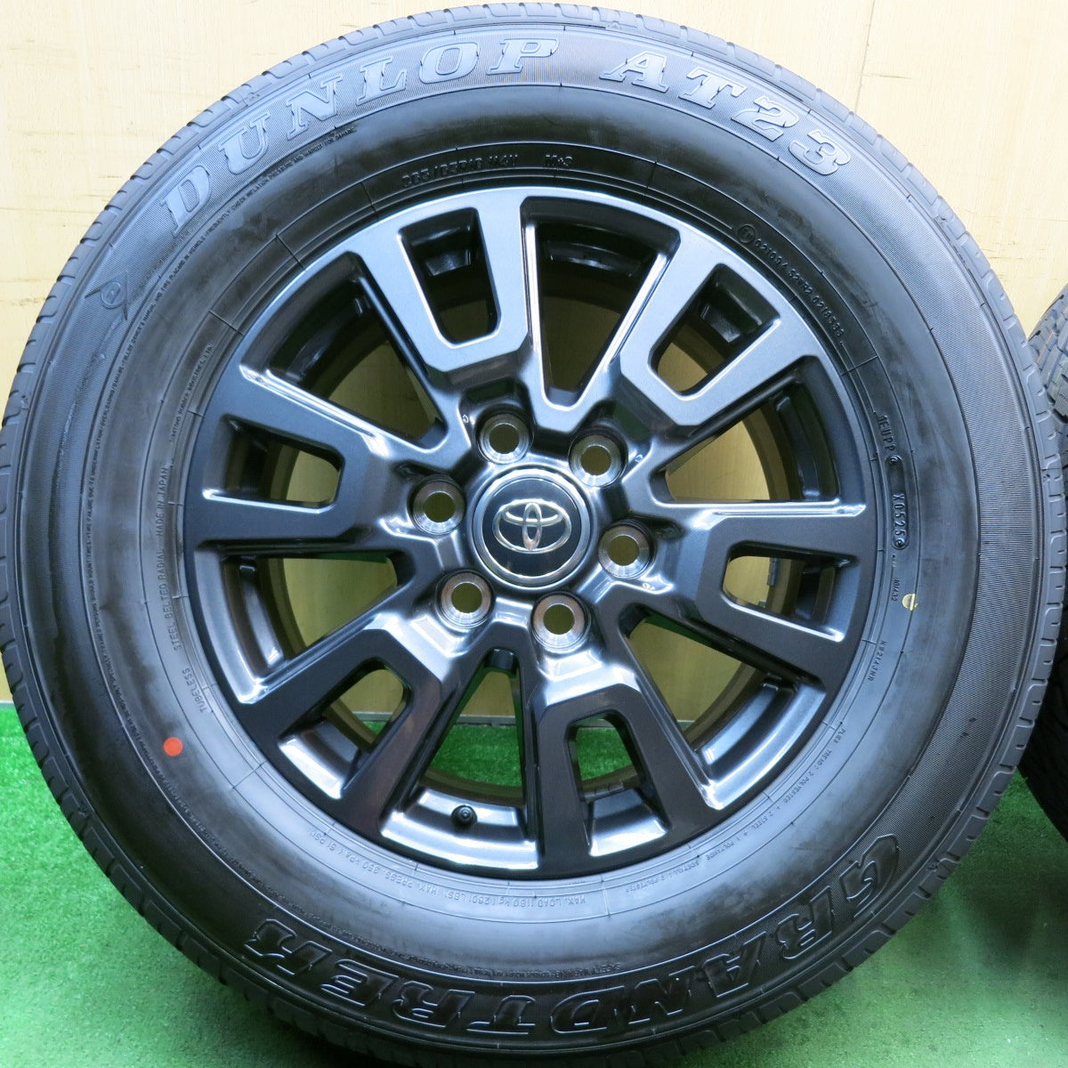 新車外し！25年★トヨタ ランドクルーザー 250 VX 純正 265/65R18 ダンロップ AT23 グラントレック ランクル 18インチ PCD139.7/6H★5072709HAノ