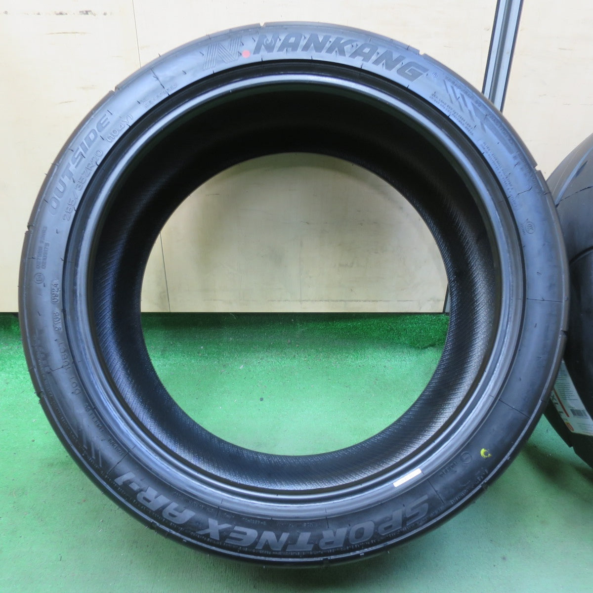 未使用！24年★285/35R20 ナンカン SPORTNEX AR-1 20インチ サーキット レース 走行 タイヤ★5072402イノタ