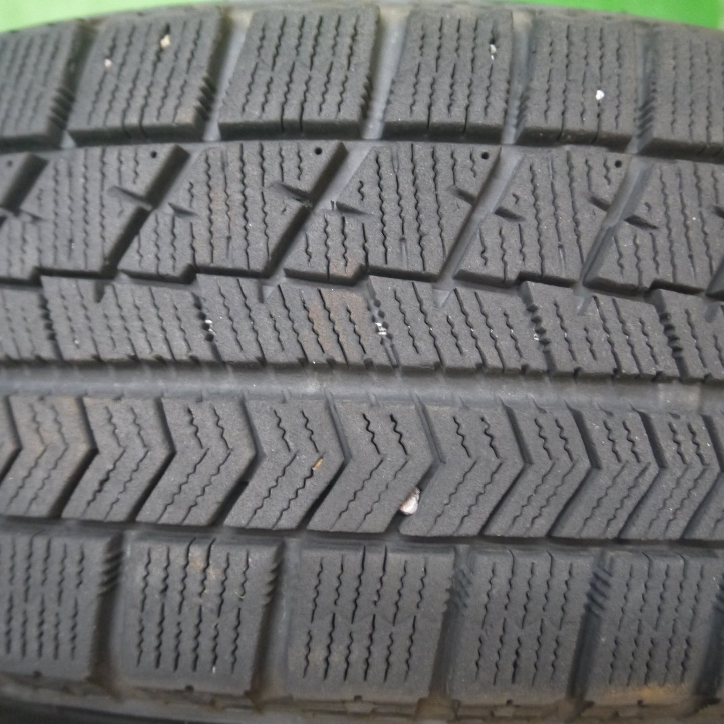 [送料無料] キレイ★スタッドレス 165/65R14 ブリヂストン ブリザック VRX SCHNEIDER シュナイダー 14インチ PCD100/4H★4111202Hス