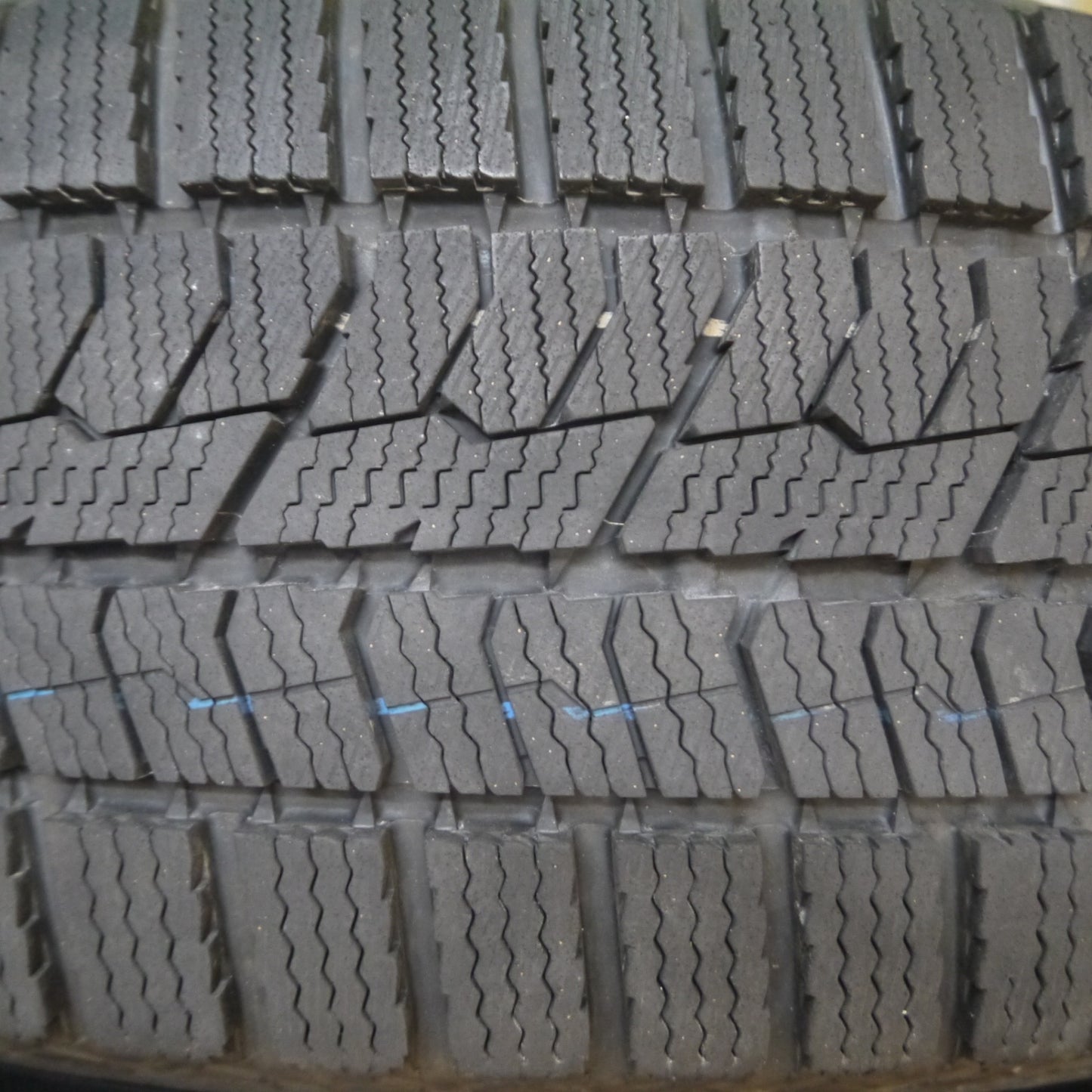 *送料無料* バリ溝！22年！キレイ！9.5分以上★★ワーゲン T-CROSS 等 BORBET 205/65R15 スタッドレス トーヨー オブザーブ GIZ2 ボルベット 15インチ PCD100/5H★4031902Hス