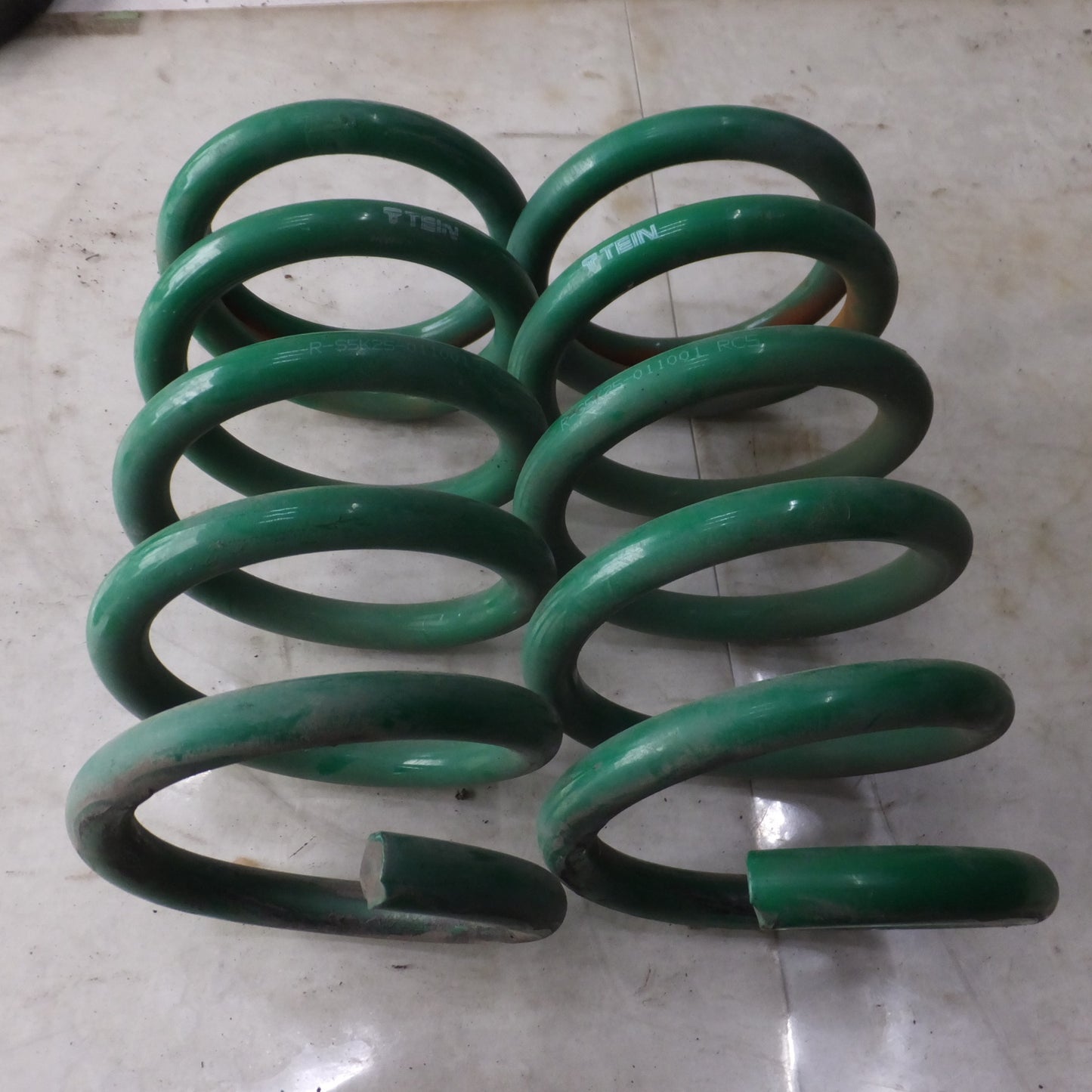 [送料無料] ◆TEIN エルグランド E52 車高調 サスペンション G1K24-12746 G1K25-12531 PNE52-R PNE52-FL テイン 現状品◆