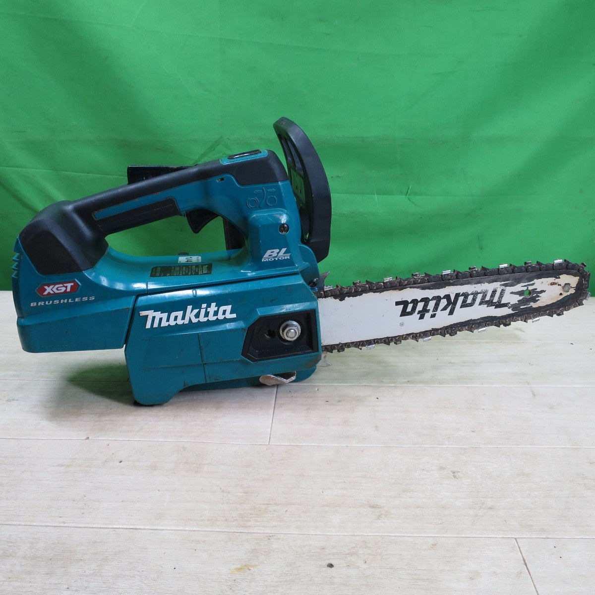 ☆マキタ 250mm 充電式 チェンソー MUC002G 切断機 チェーンソー makita☆