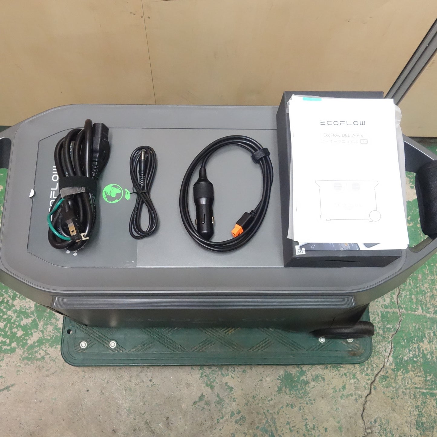 [送料無料] キレイ！付属品付き☆エコフロー ECO FLOW ポータブル 電源  デルタ プロ DELTA PRO 大容量 3,600Wh 家庭用 蓄電池 発電機 ポータブルバッテリー 急速充電 防災☆