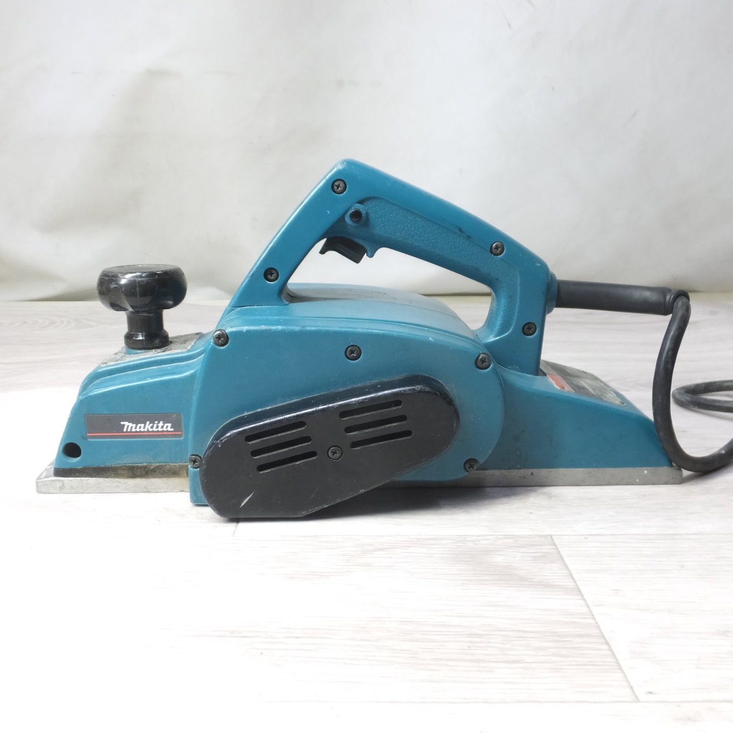 [送料無料] ◆makita マキタ 110mm 電気カンナ 1911B 電動かんな 電動工具 100V◆