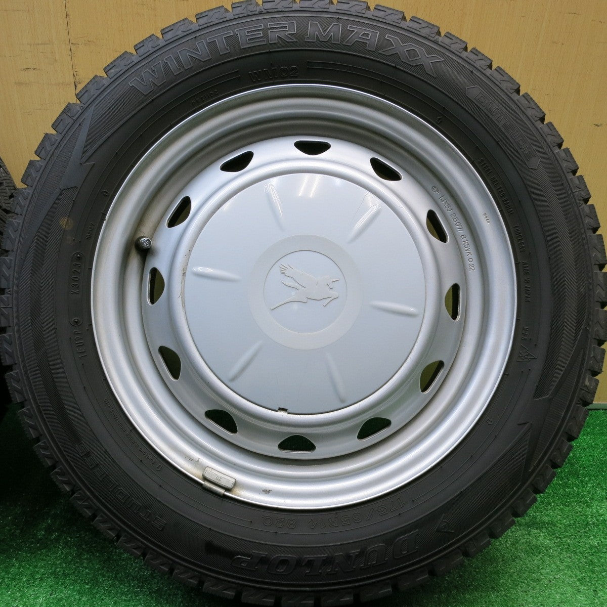 バリ溝！23年！9分★スタッドレス 175/65R14 ダンロップ ウインターマックス WM02 スチール ホイール PCD100 114.3/4H マルチ★5102313HAス