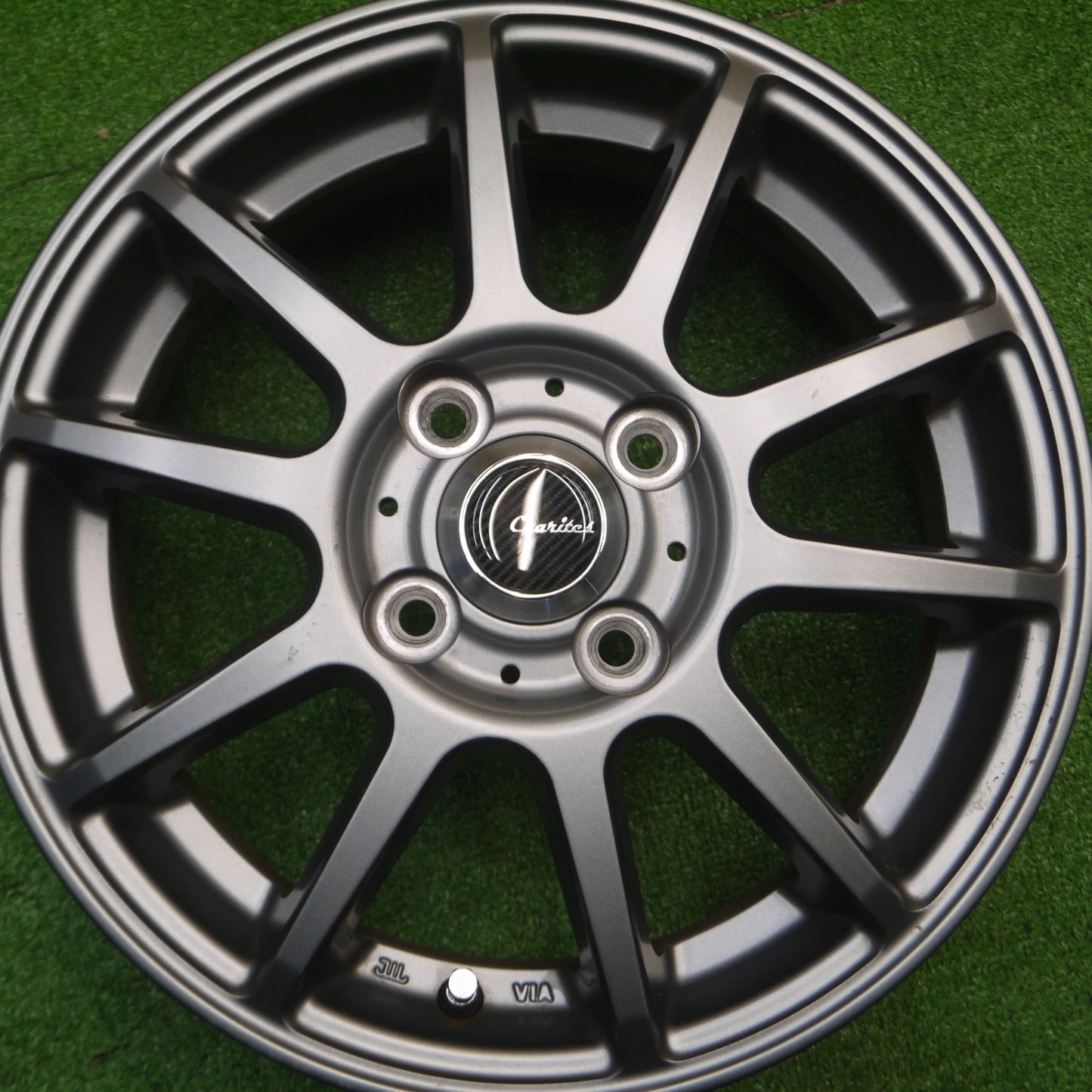 [送料無料] キレイ★CHARITES S10 カリテス 14インチ ホイール 14×4.5J PCD100/4H★4110103Hホ