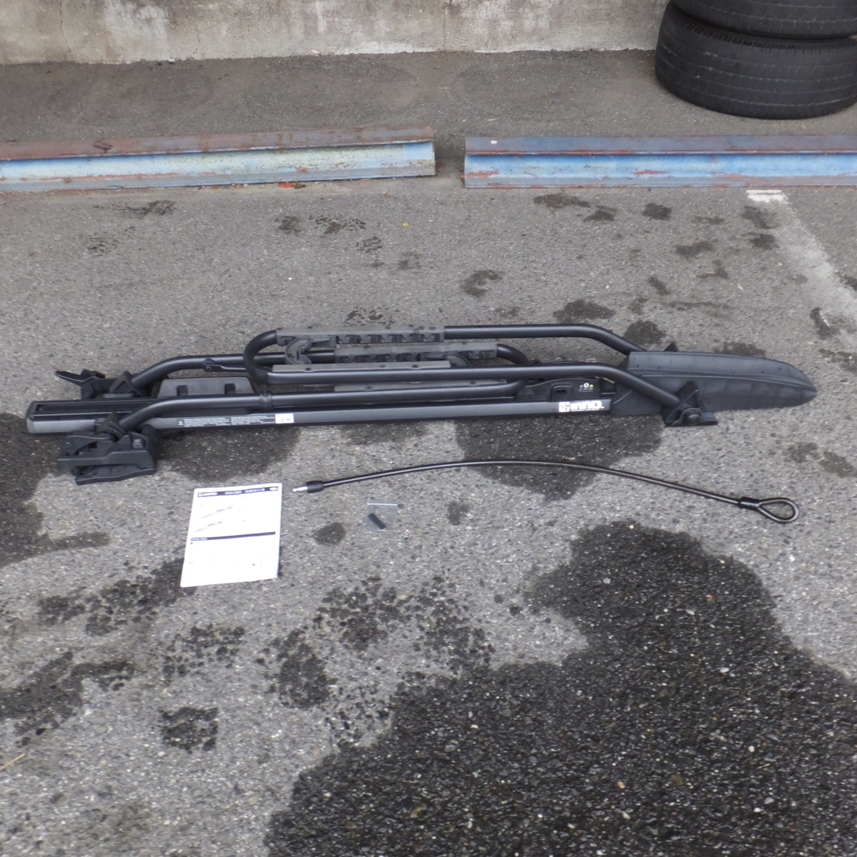 [送料無料] 岐阜発★カーメイト inno サイクルキャリア タイヤホールド2 INA389　最大積載量 サイクル1台 23kg★