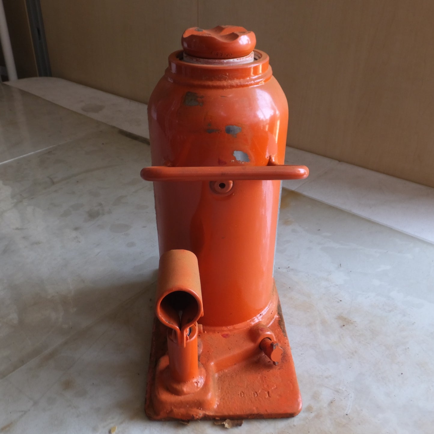 [送料無料] ◆マサダ 油圧ジャッキ MHK-15N 工具 15ton 15トン 15TON 15000kg 油圧式 オイル だるま ダルマ 点検 整備 車載 自動車(2)◆