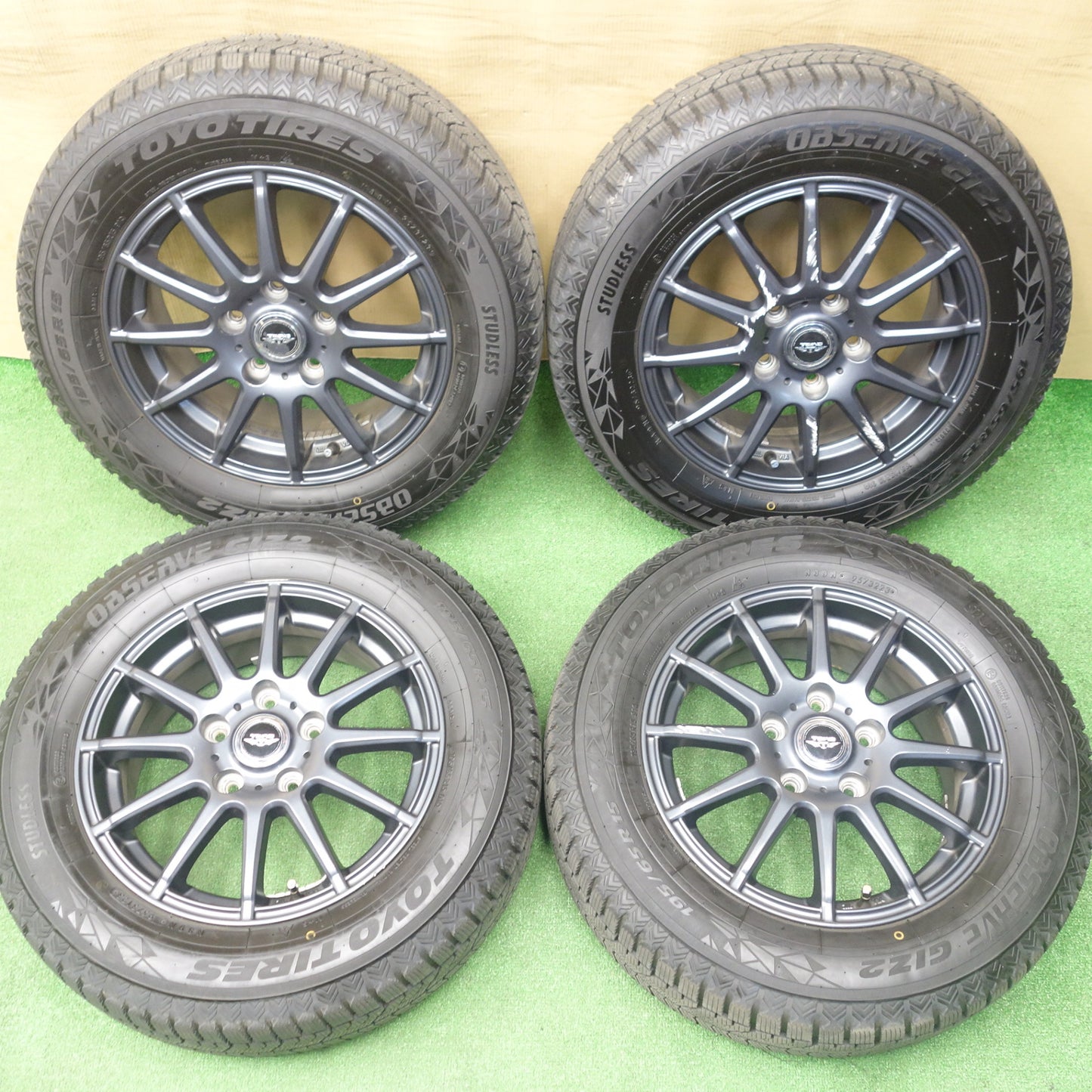 バリ溝！23年！9.5分★スタッドレス 195/65R15 トーヨー オブザーブ GIZ2 TEAD テッド 15インチ PCD114.3/5H★6021802KTス