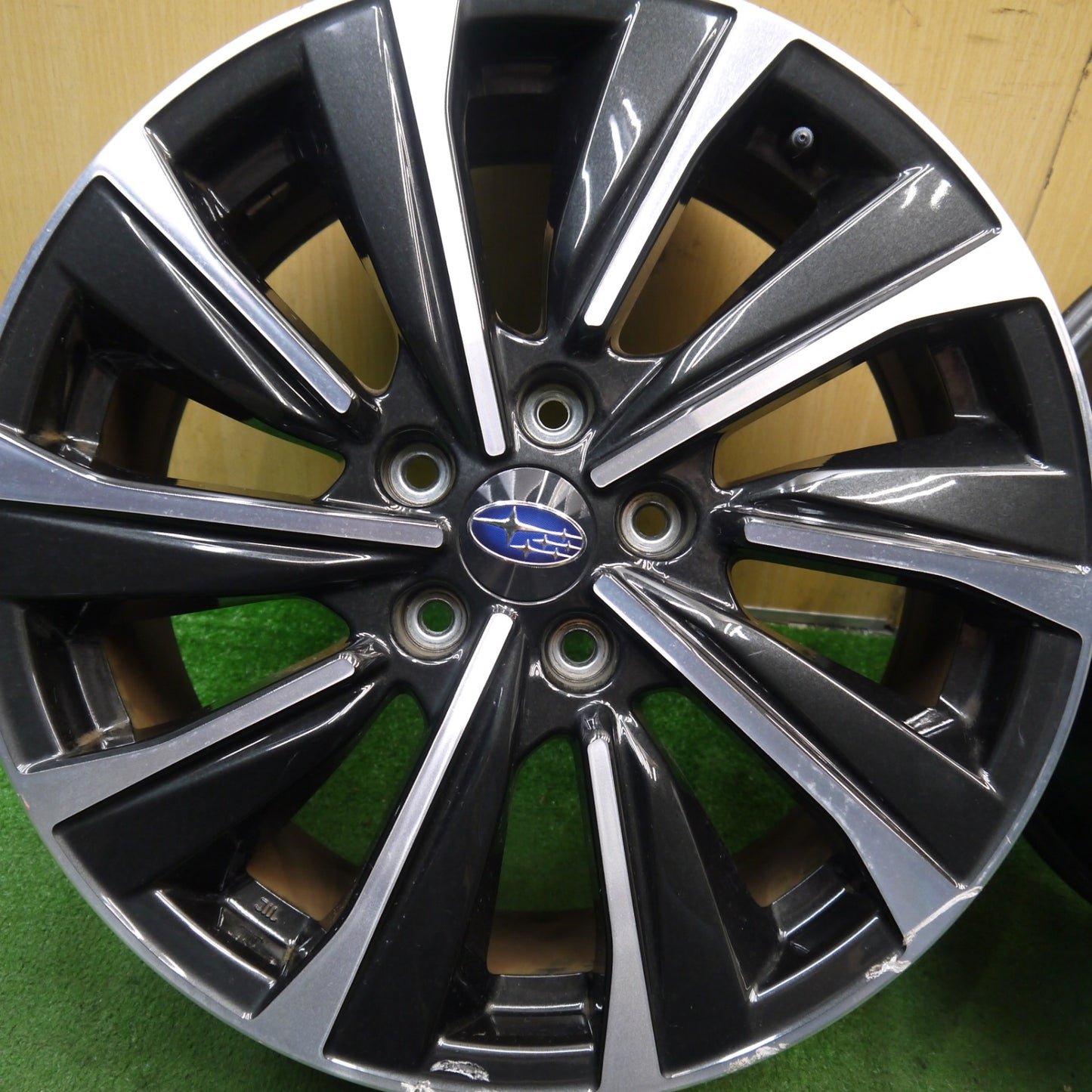 4本価格★スバル レヴォーグ VN5 STI 純正 ホイール 18インチ 18×7.5J PCD114.3/5H★5081205Hホ