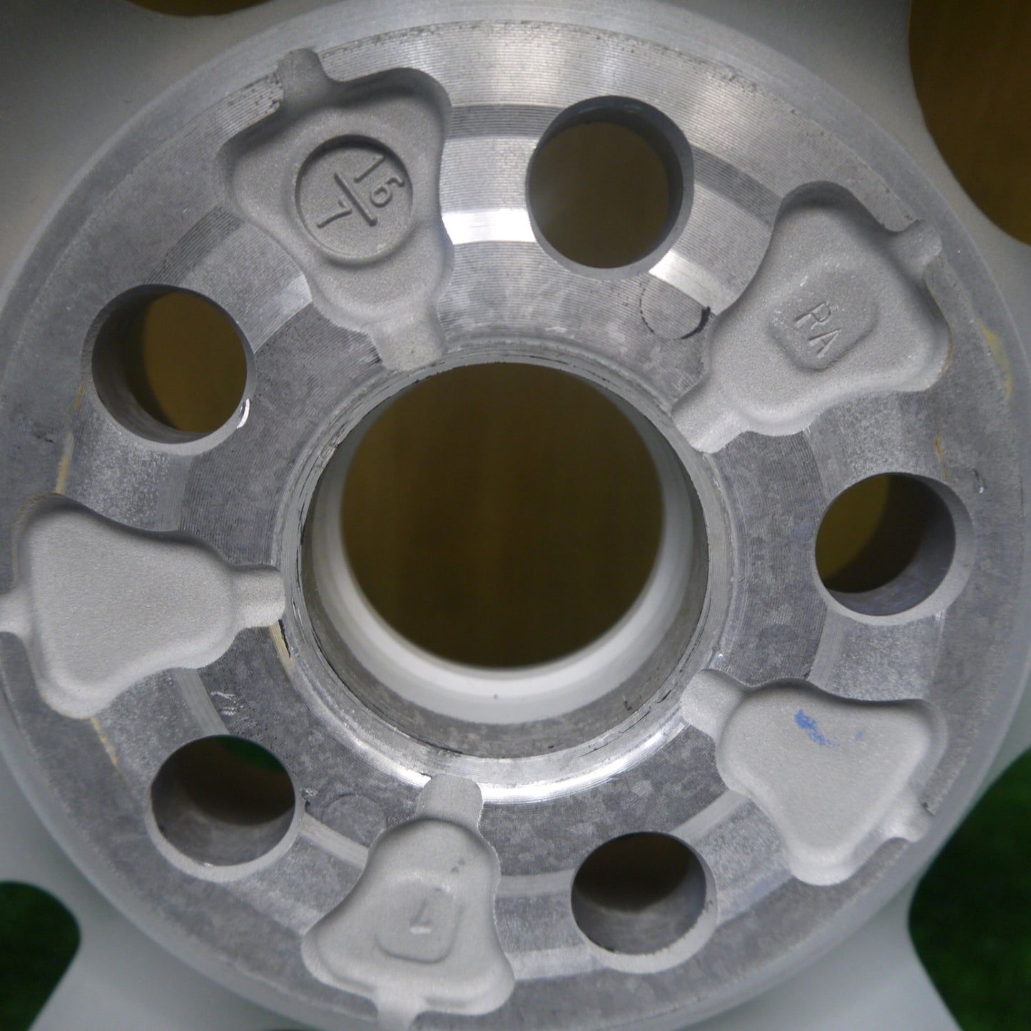 キレイ★トヨタ 50系 プリウス 純正 ホイール 15インチ 15×6.5J PCD100/5H★5122606Hホ