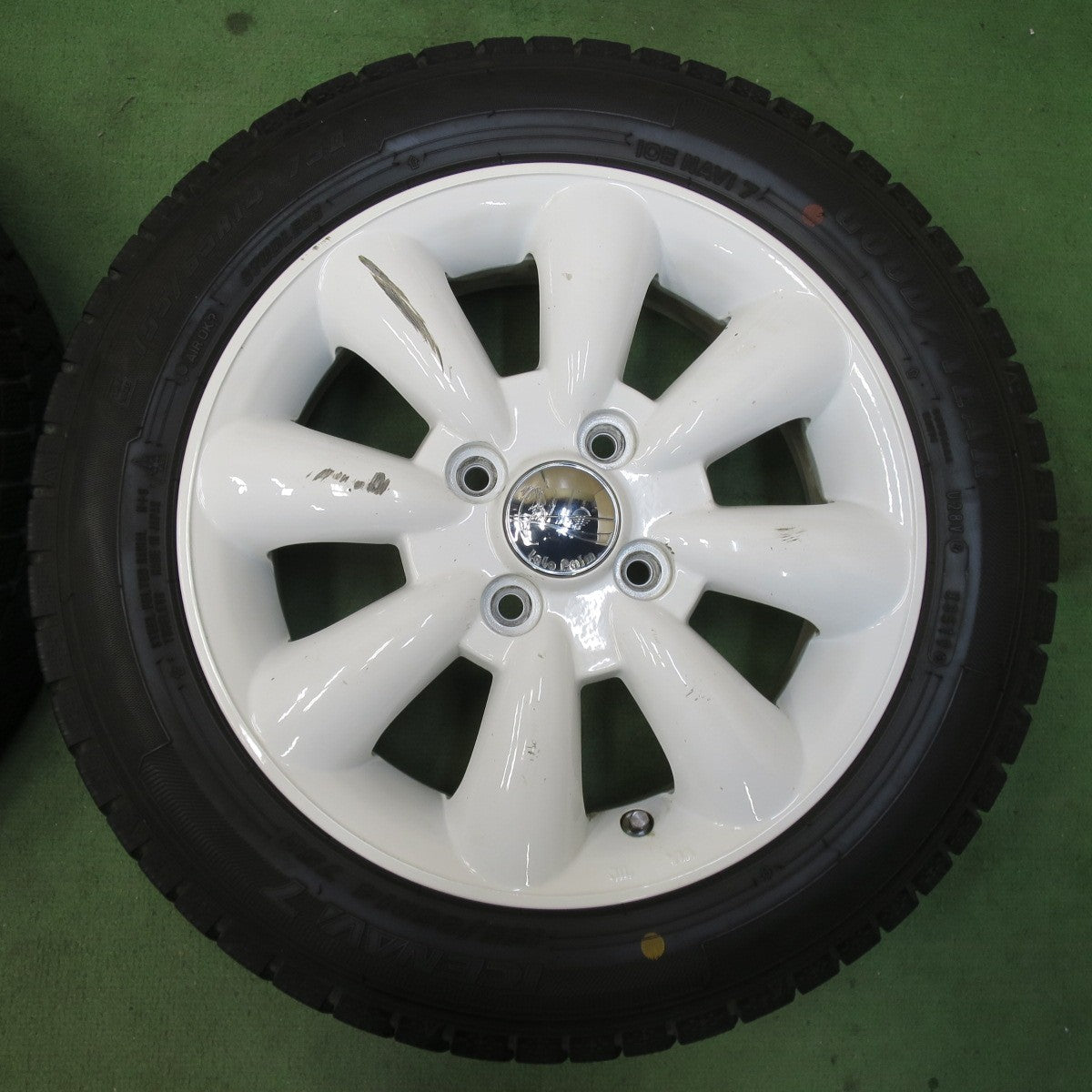 バリ溝！8.5分★スタッドレス 155/65R14 グッドイヤー アイスナビ7 LaLa Palm ララパーム 14インチ PCD100/4H★5123103イス