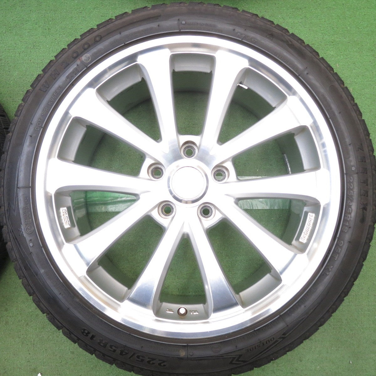 バリ溝！25年！8.5分◎スタッドレス 225/45R18 ジーテックス WH2000 Bahnsport BLEST バーンシュポルト ブレスト 18インチ PCD114.3/5H◎6091208HAス