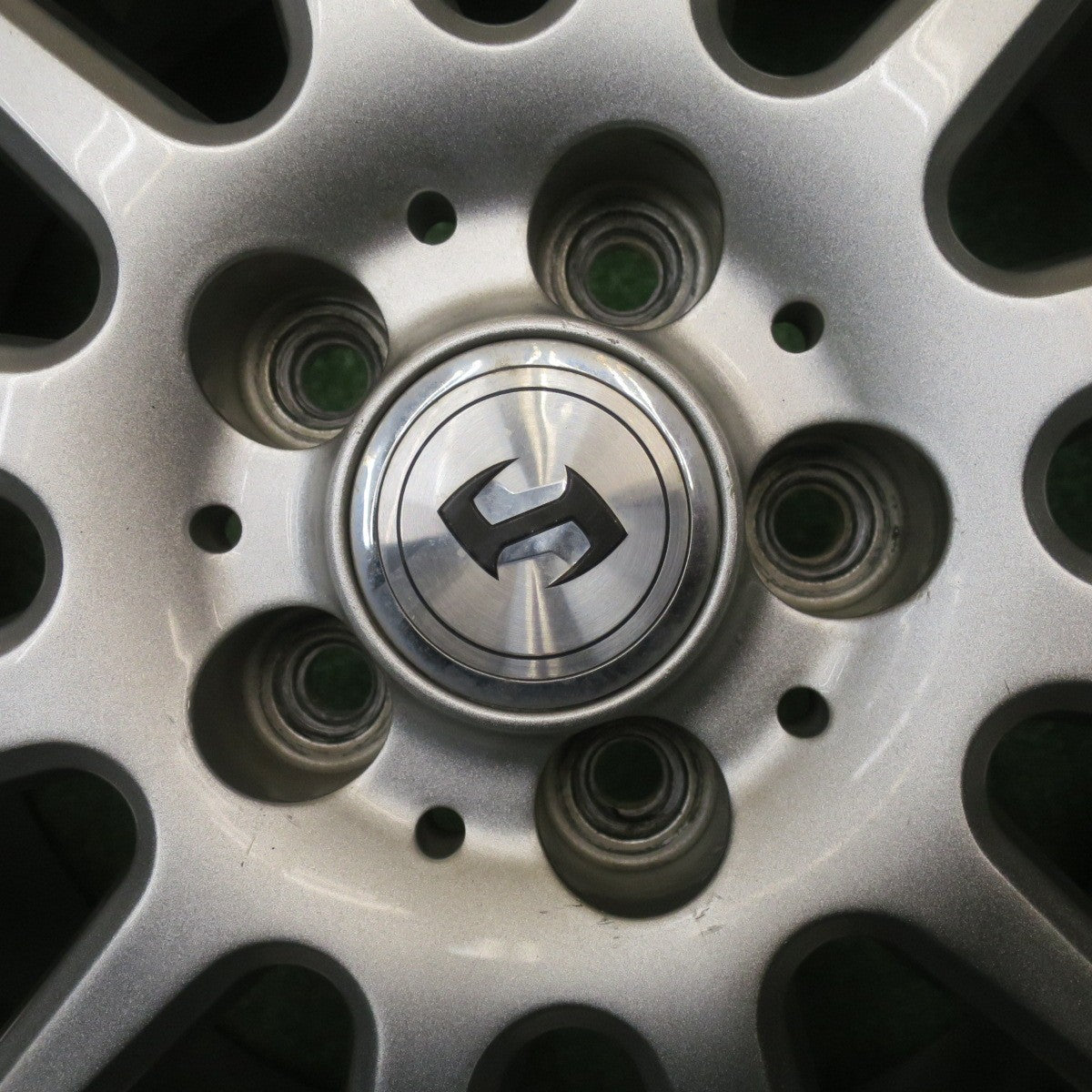 バリ溝！22年！9.5分★シエンタ 等 185/60R15 スタッドレス ヨコハマ アイスガード iG60 社外 アルミ 15インチ PCD100/5H★5110504NJス