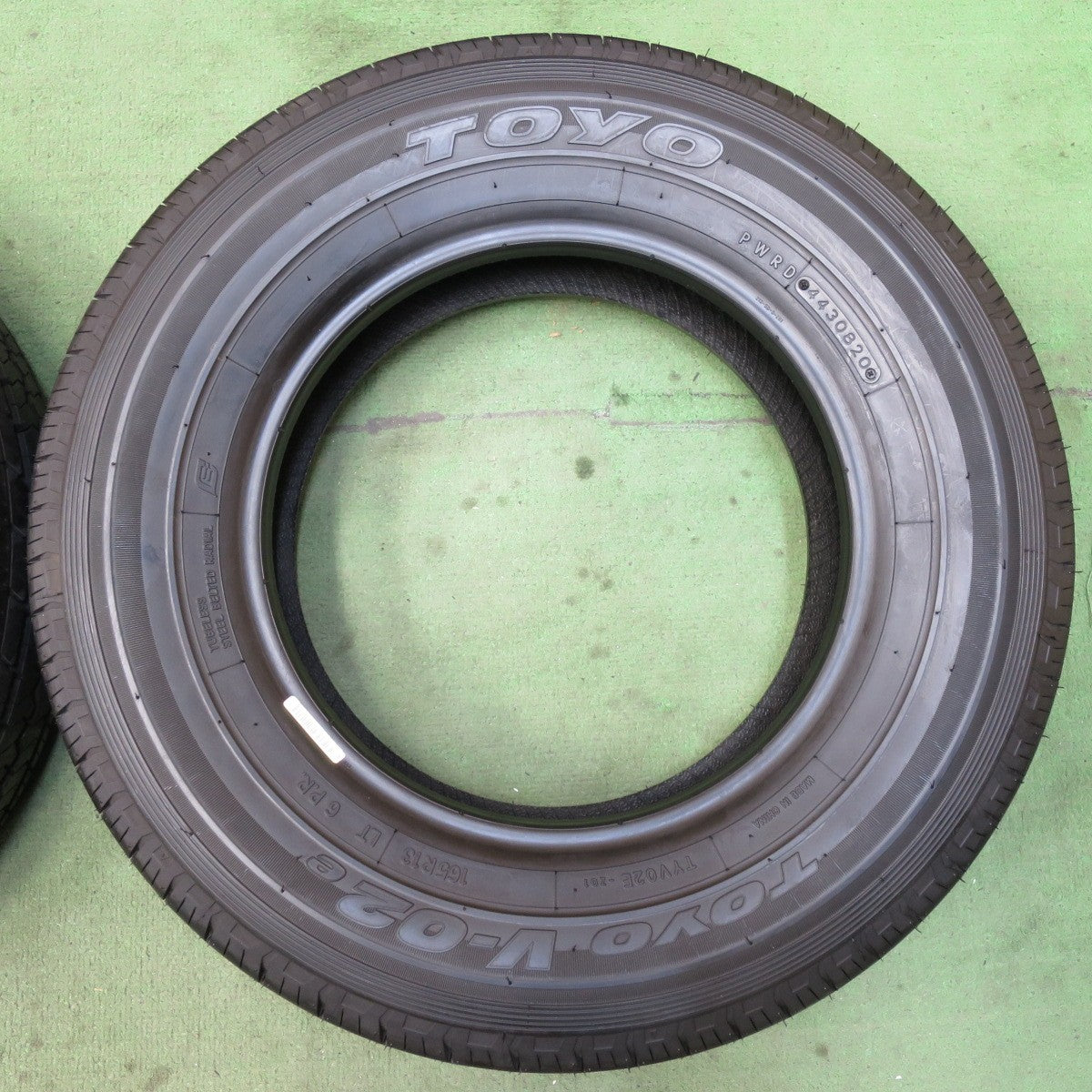 【TOYO V-02 165R13 LT 6PR】夏タイヤ 4本【トヨタ 純正 タウンエース　ライトエース 13インチ 5J5HPCD114.3】ほぼ未使用　(TB132) クレジットカード QR決済可能 未使用☆165R13 6PR トーヨー V-02e タイヤ 13インチ プロボックス