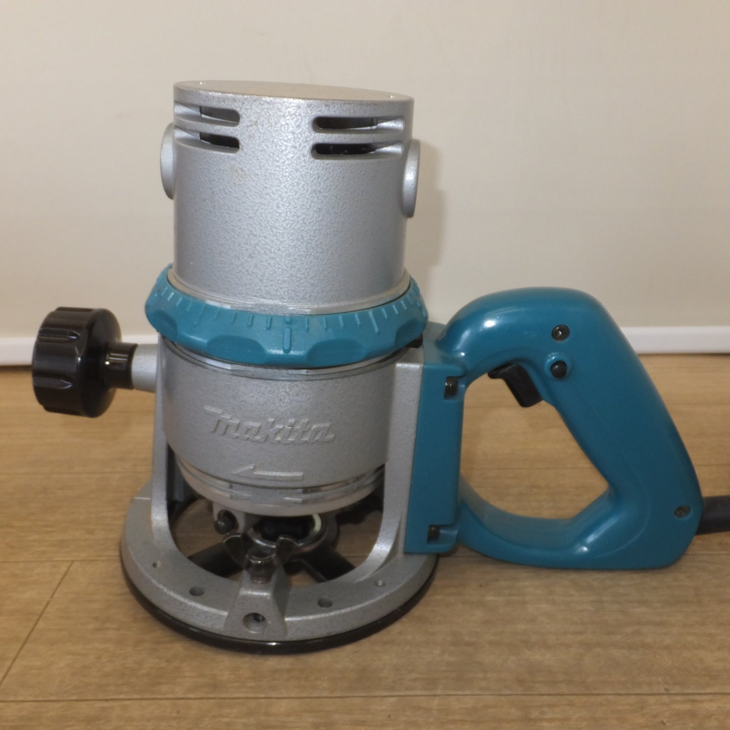 [送料無料] ★マキタ makita ルーター 3600HA　100V 13A 50-60Hz 1240W 24000/min★