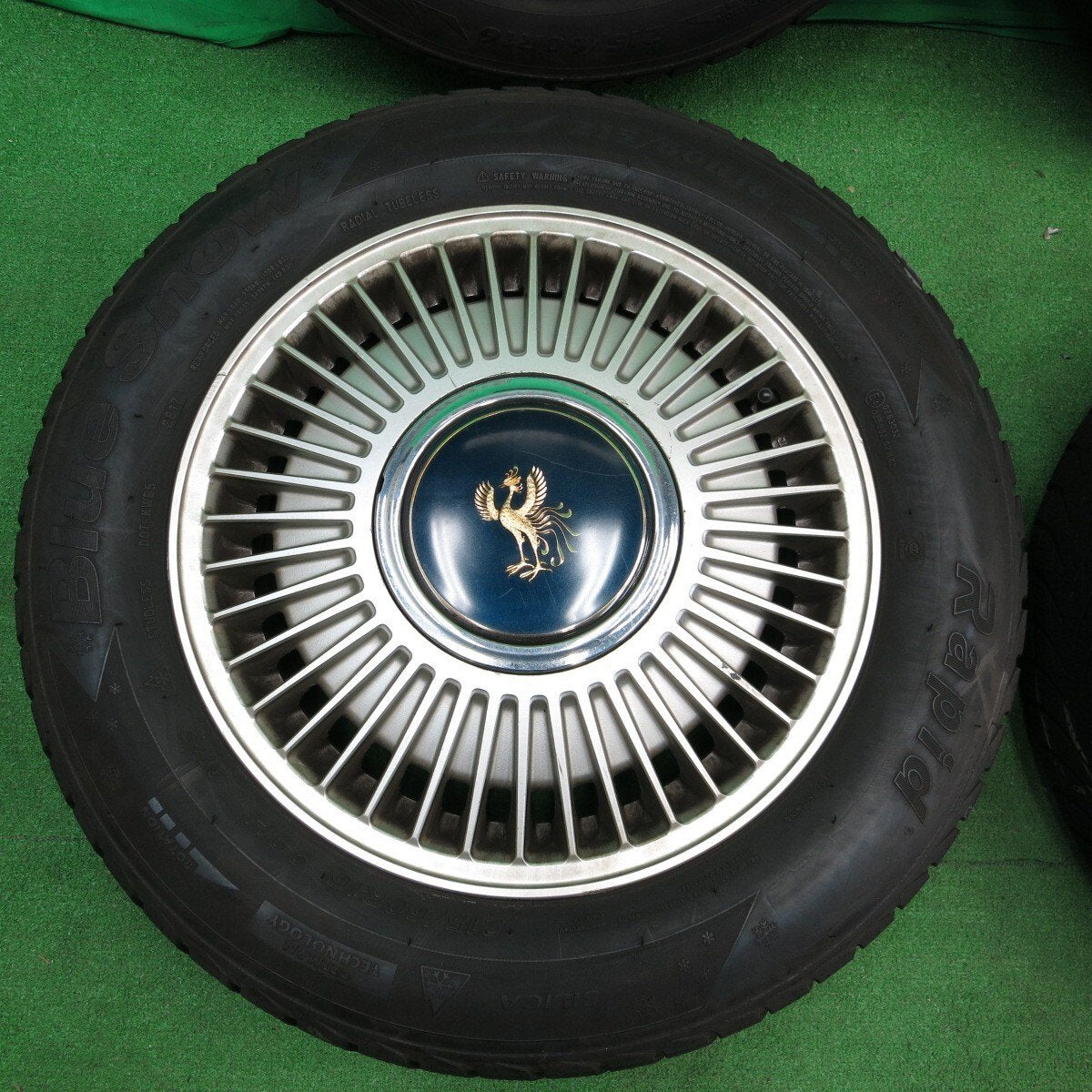4本価格★トヨタ GZG50 センチュリー 純正 215/60R16 スタッドレス ラピッド Blue Snow 16インチ PCD114.3/5H★4042701ナス