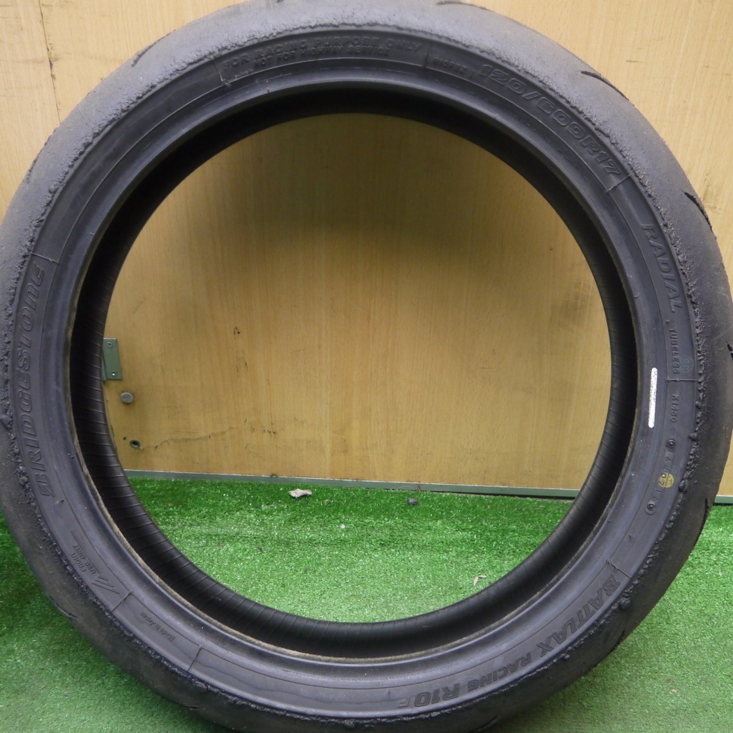 前後2本セット★バイク タイヤ 120/600R17 180/640R17 ブリヂストン バトラックス レーシング R10R レース 17インチ CBR600RR 等★5092211Hノタ