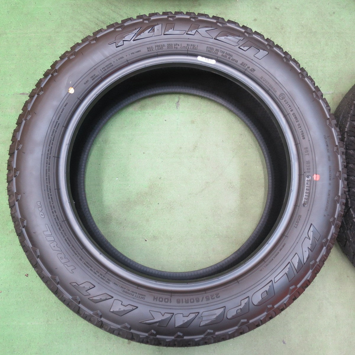 新車外し！25年★225/60R18 ファルケン WILDPEAK A/T TRAIL 01A タイヤ 18インチ ハリアー RAV4 CX-5 等★5122208イノタ