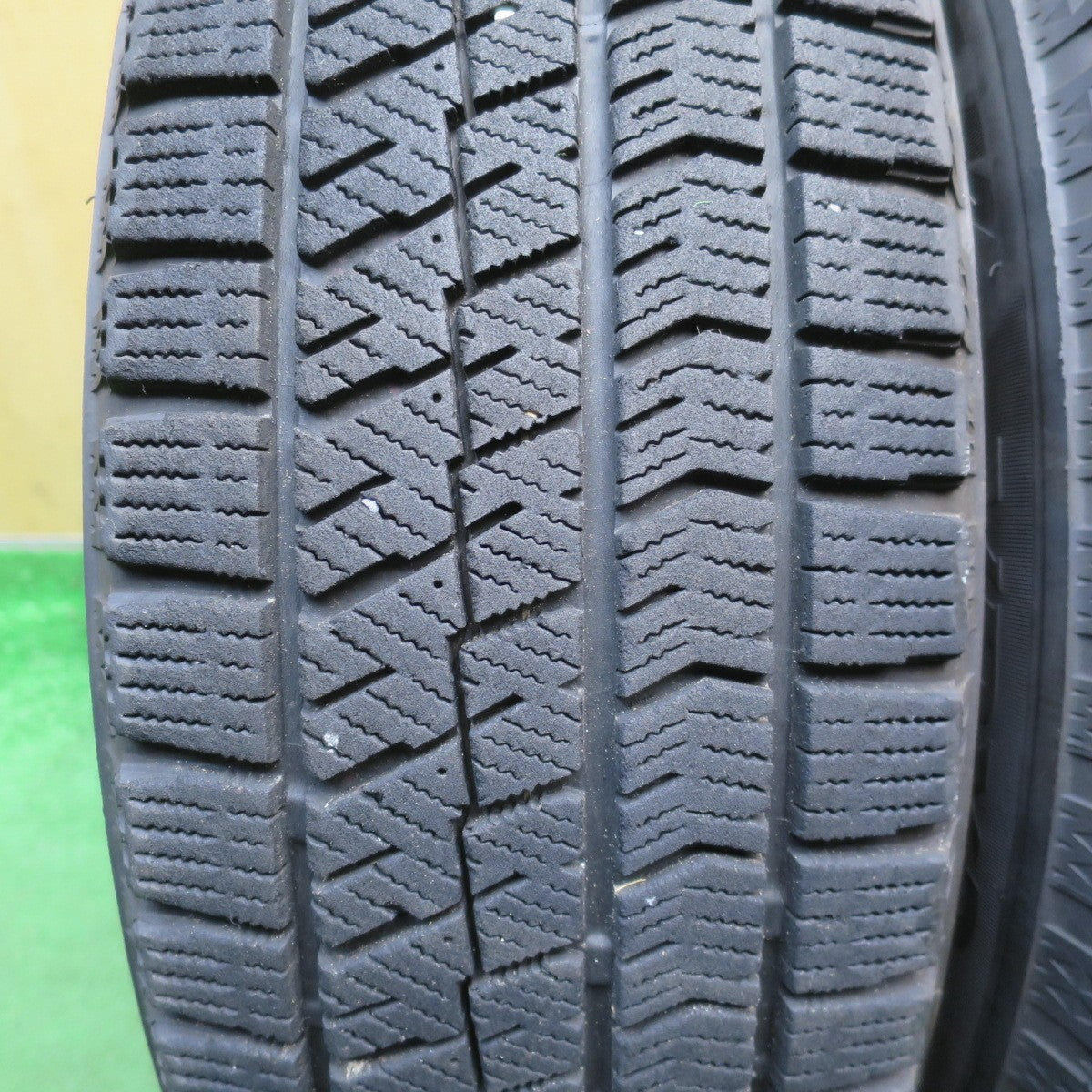 キレイ◎スタッドレス 185/65R15 ブリヂストン ブリザック VRX2 ECO FORME エコフォルム 15インチ PCD100/4H◎6072204NJス