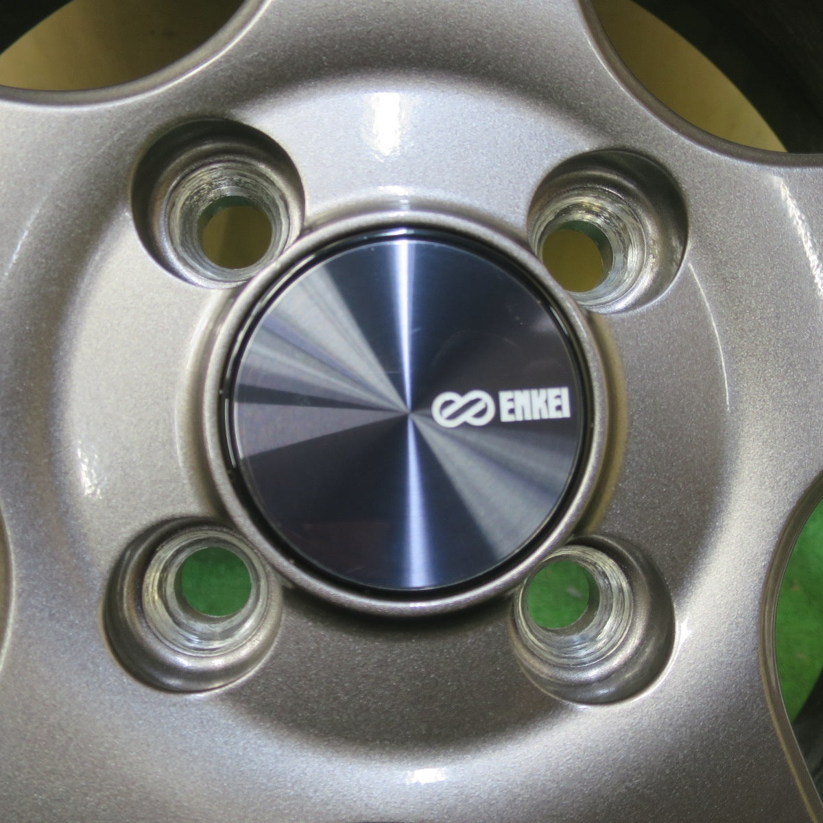 バリ溝！22年！キレイ！9分★スタッドレス ENKEI PF05 165/55R15 ダンロップ ウインターマックス03 エンケイ 軽サイズ PCD100/4H★6041703イス