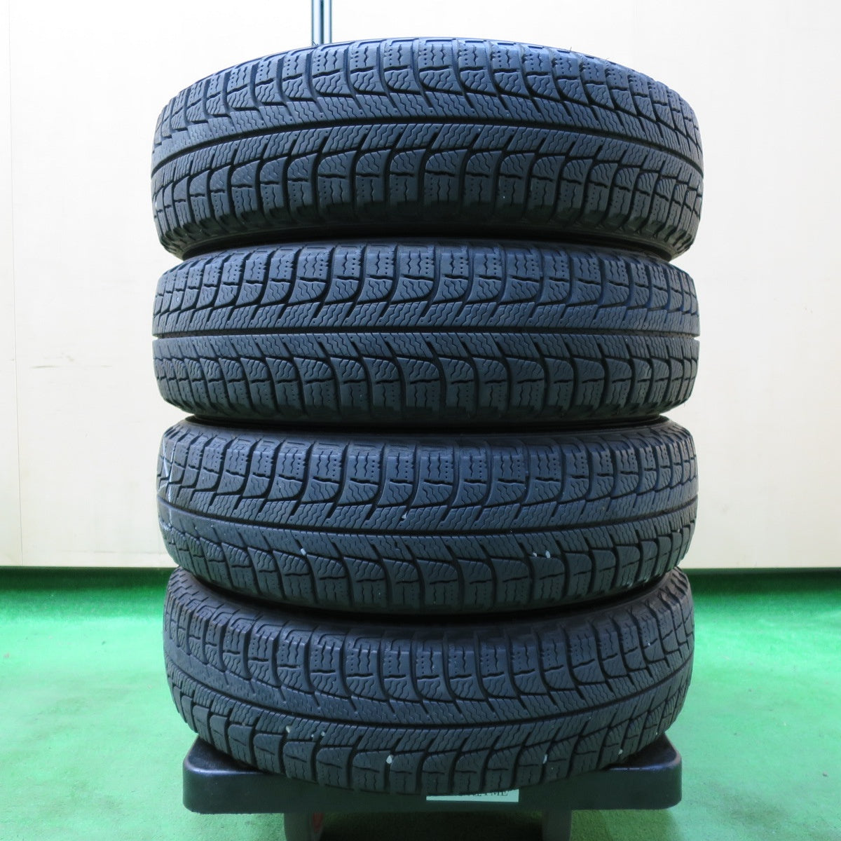 *送料無料* 4本価格★ホンダ N-WGN 純正 155/65R14 スタッドレス ミシュラン X-ICE XI3 Nワゴン PCD100/4H★4060904イス