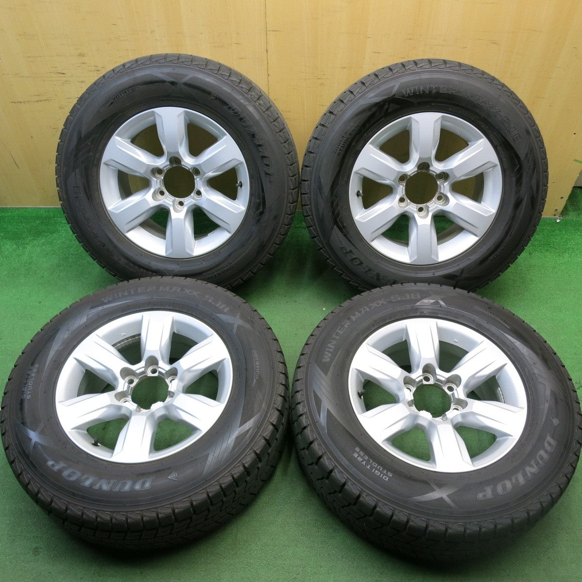 バリ溝！キレイ！9.5分★トヨタ 150系 ランクル プラド 純正 265/65R17 スタッドレス ダンロップ ウインターマックス SJ8 17インチ PCD139.7/6H★5072605HAス
